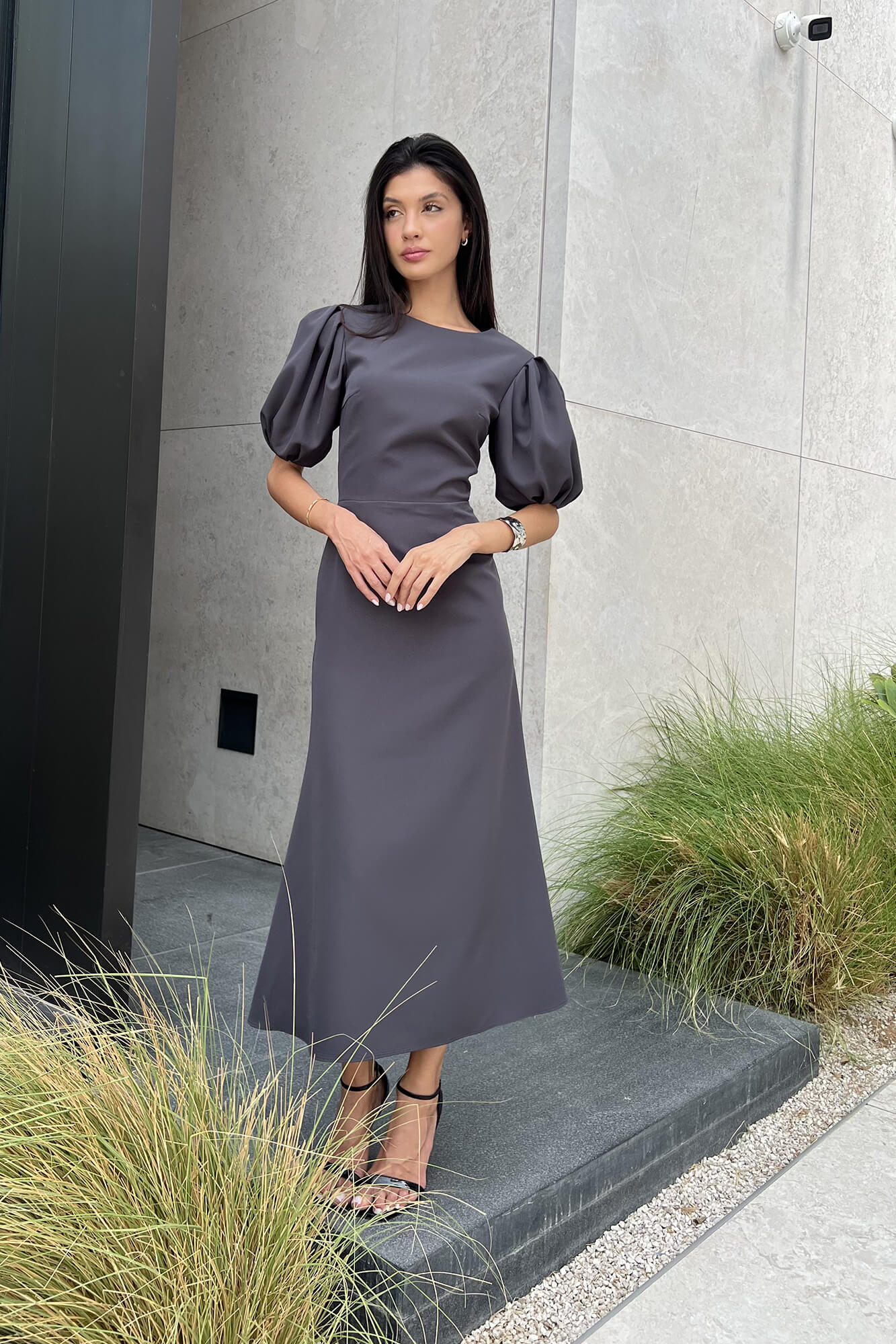 Godet Silhouette Puff Sleeve Midi Dress