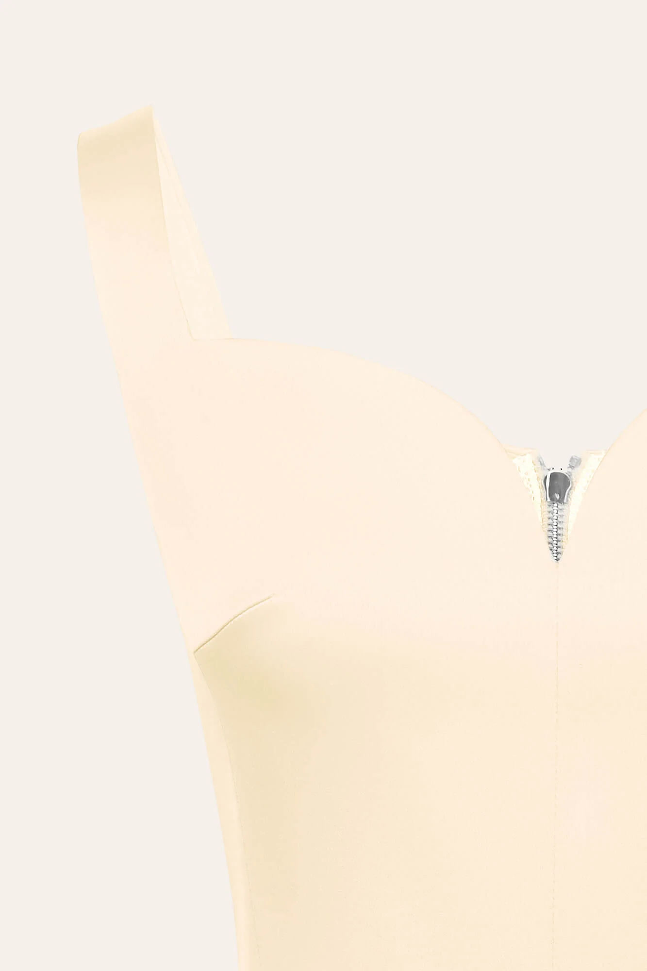 Sweetheart Neck Wide Strap Crop Top