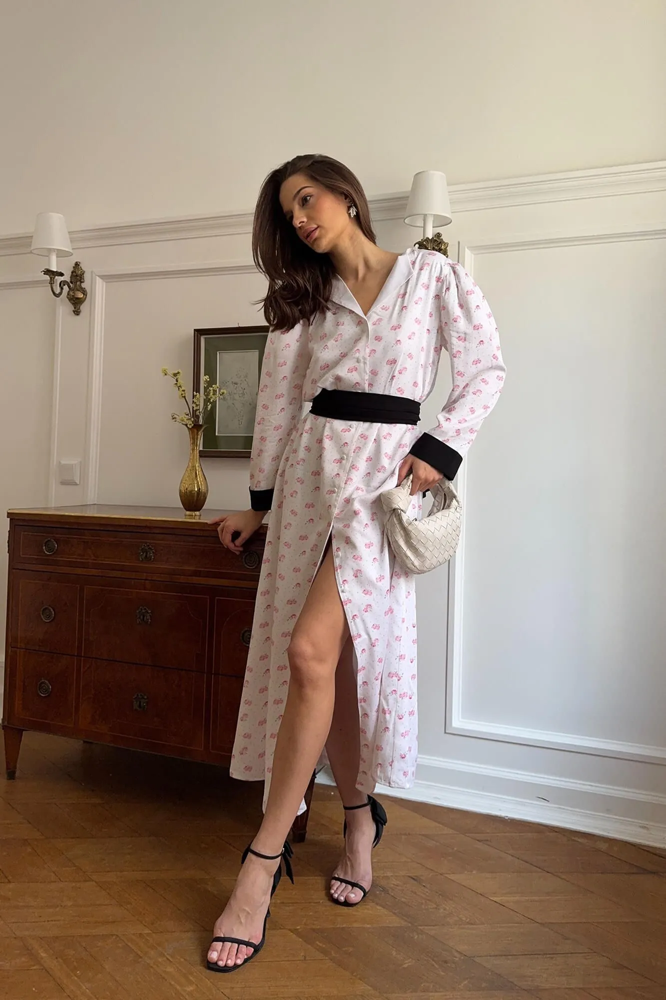 Maxi Dress With Buttons And Voluminous Belt