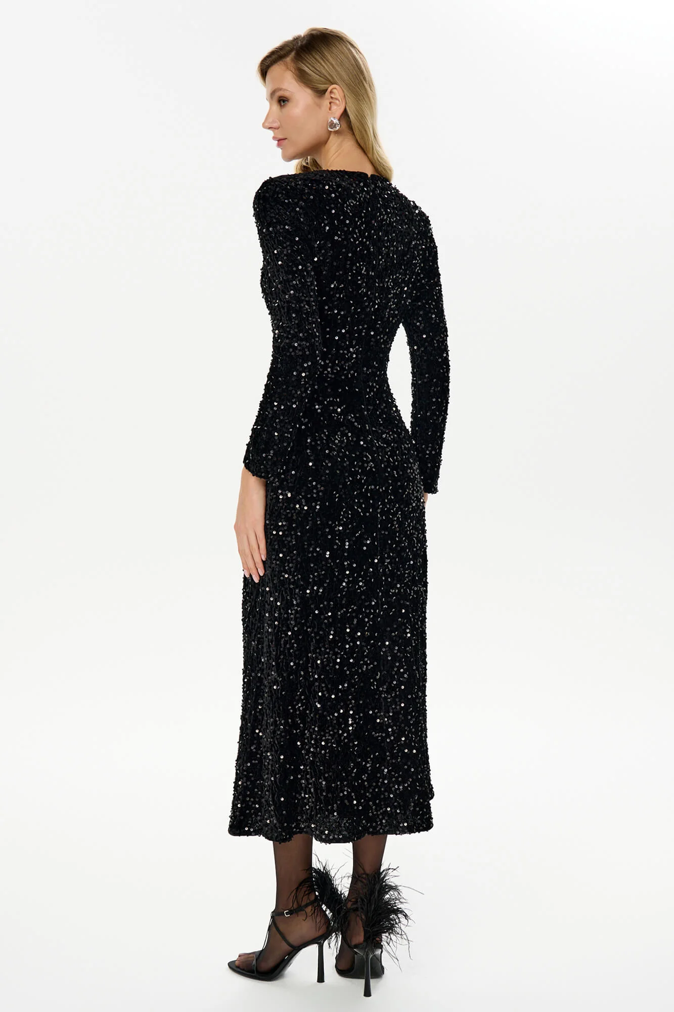 Sequin Decorated Velvet Long Sleeve Midi Dress
