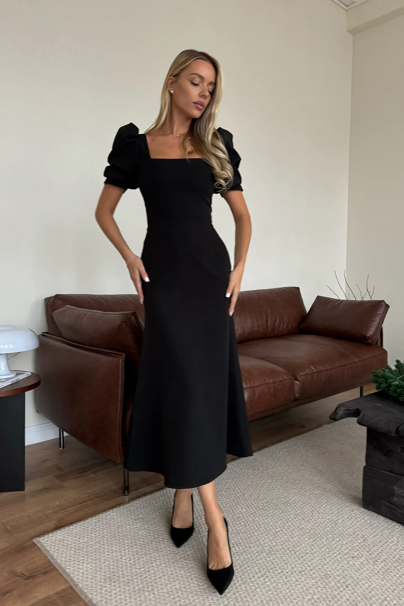 Godet Silhouette Square Neck Midi Dress