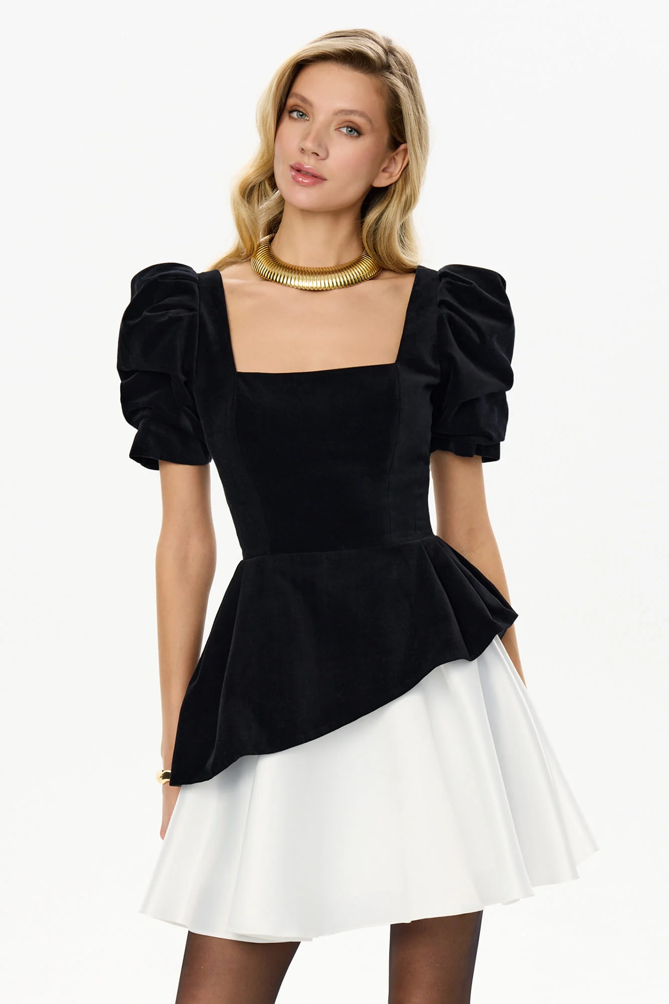 Square Neck Short Sleeve Top