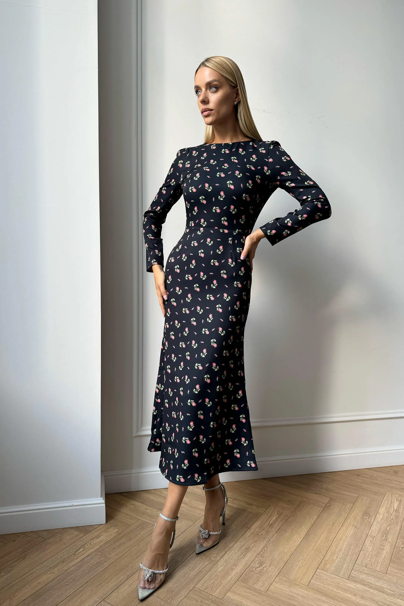 Godet Silhouette Long Sleeve Floral Midi Dress