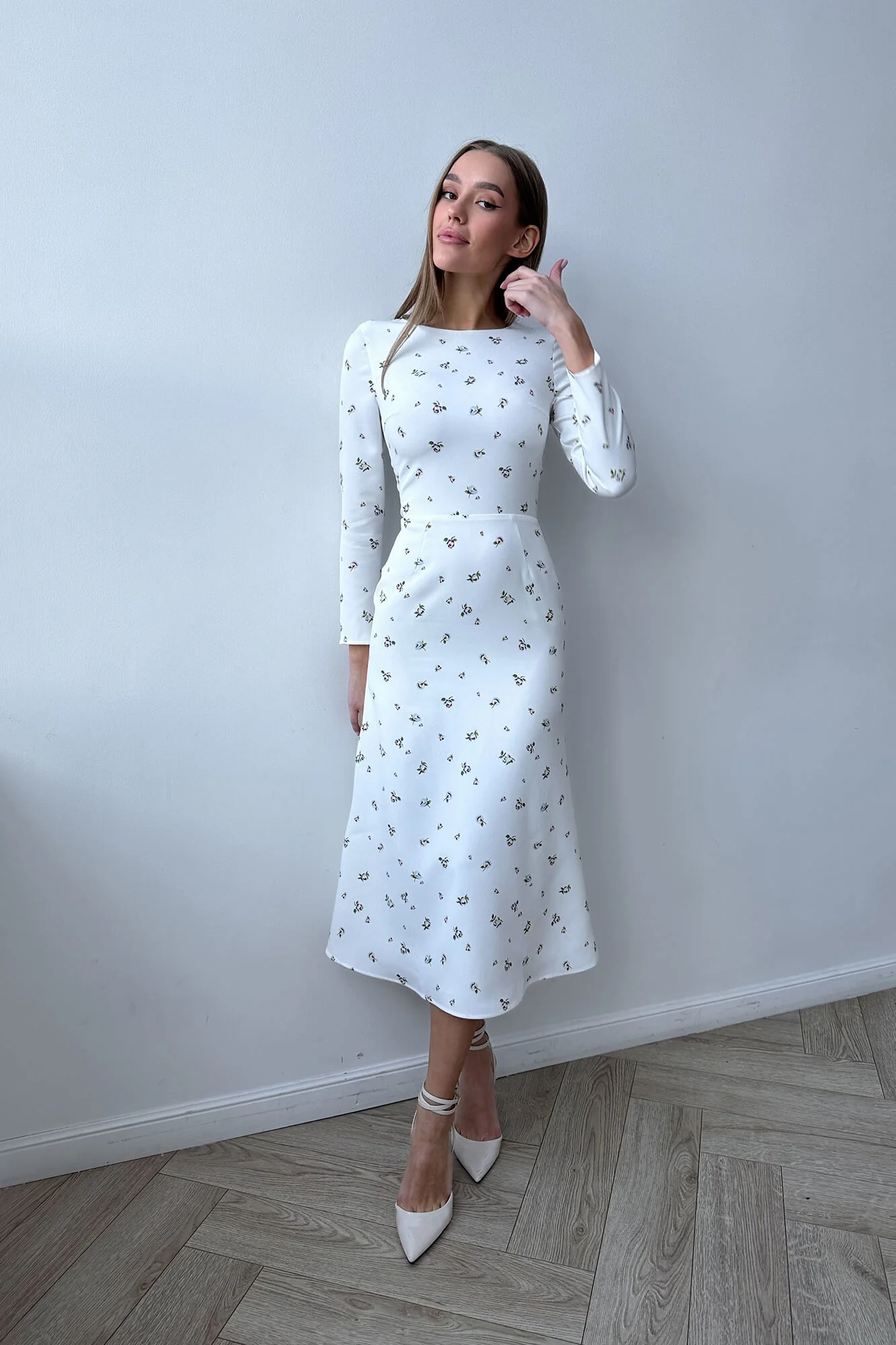 Godet Silhouette Long Sleeve Midi Dress