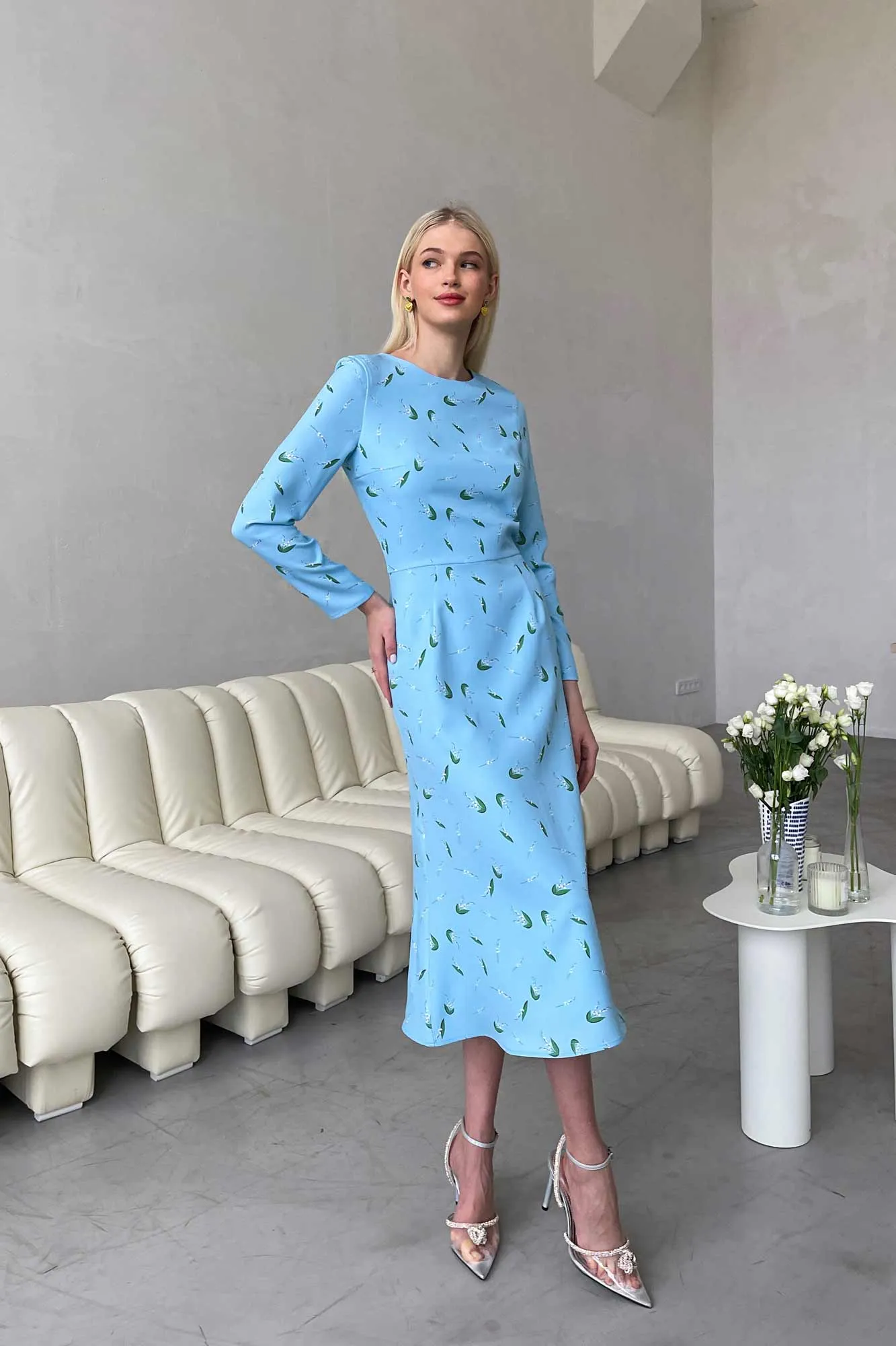 Godet Silhouette Long Sleeve Midi Dress