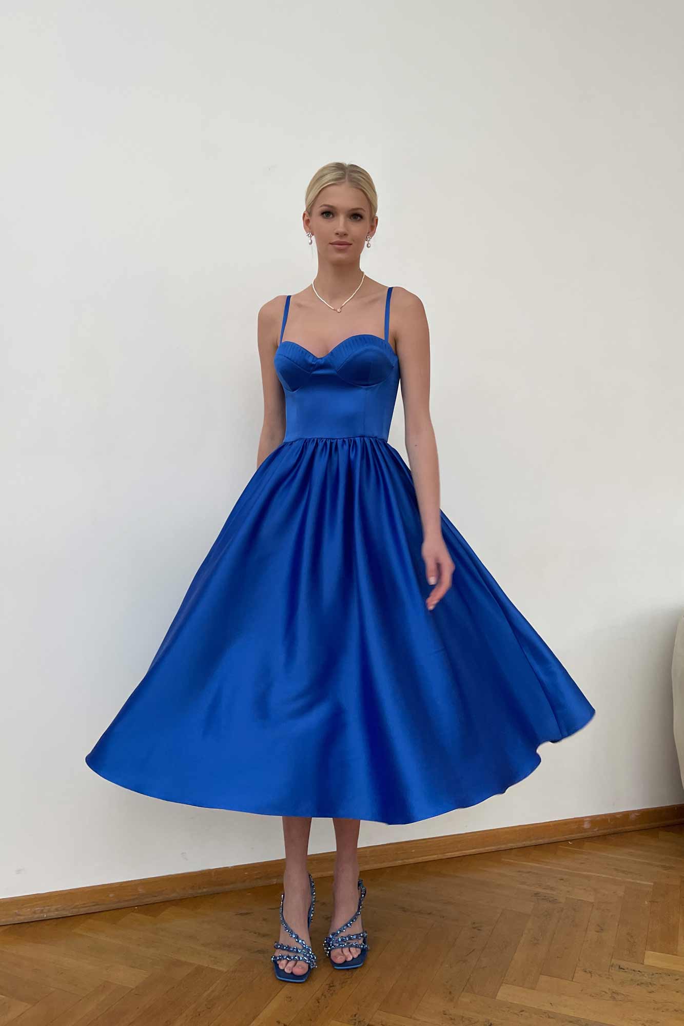 Bustier Pleated Bust Cups Midi Dress