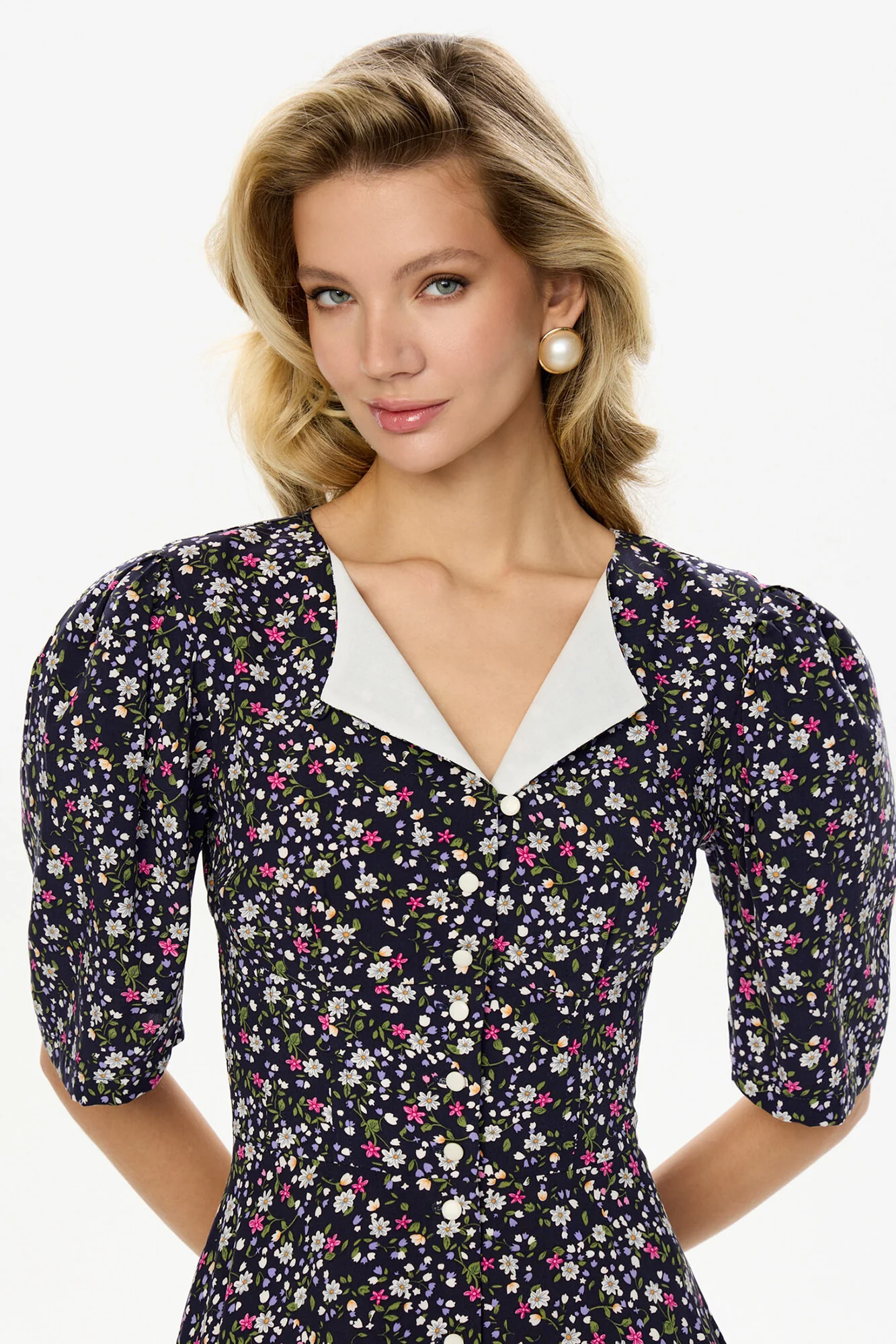 Short Sleeve Buttoned Midi Dress