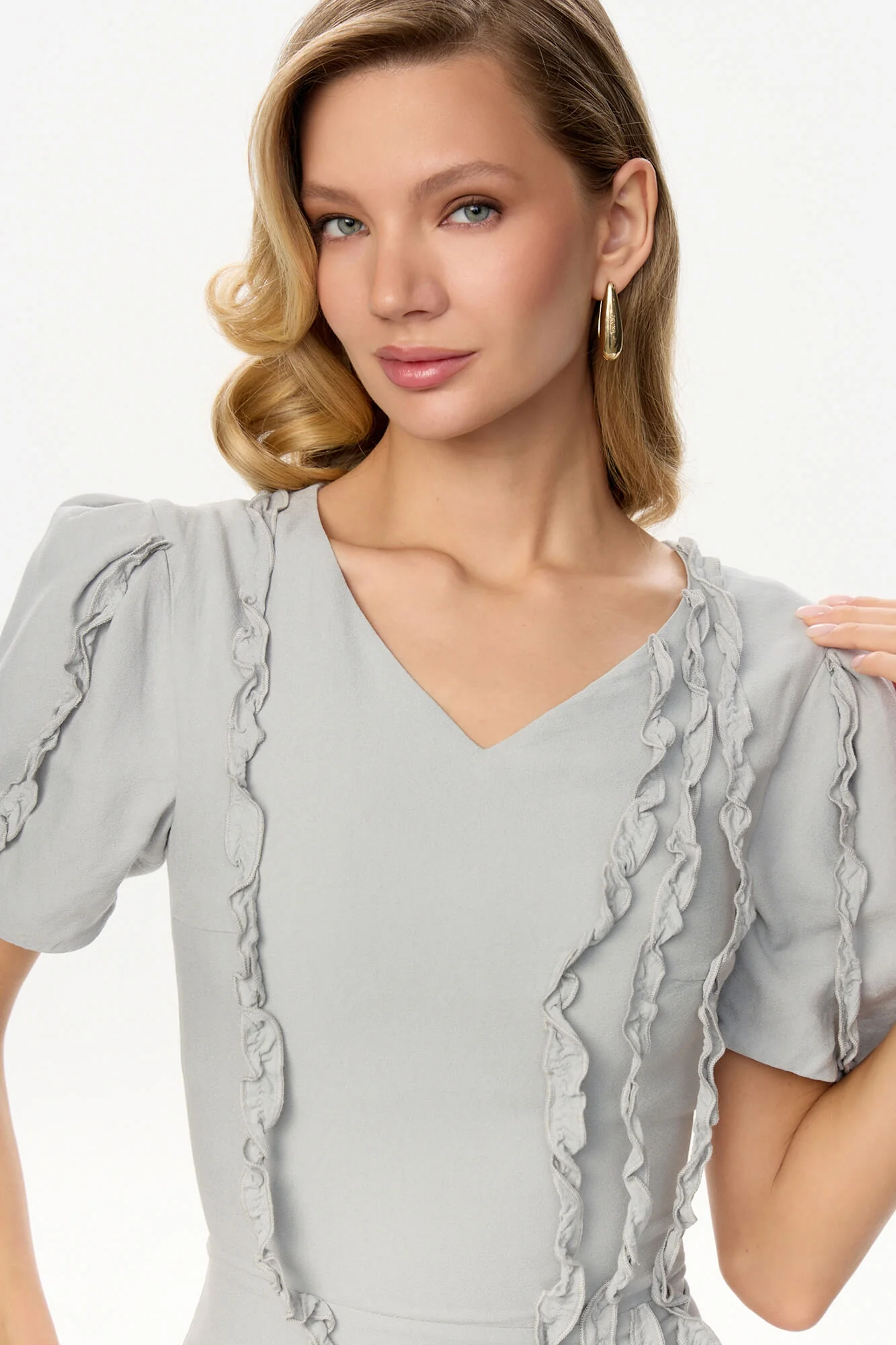 Short Sleeve Ruffle Detail Midi Dress