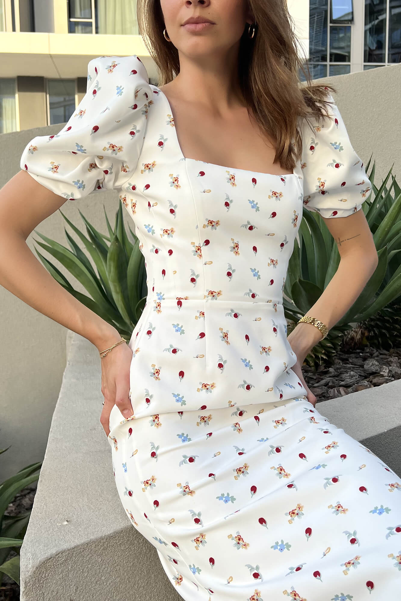 Godet Silhouette Square Neck Midi Dress