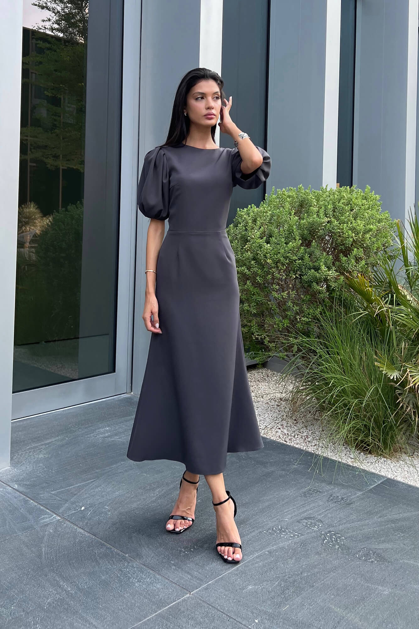 Godet Silhouette Puff Sleeve Midi Dress