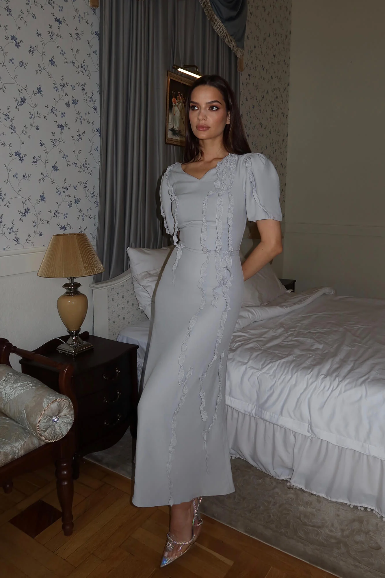 Short Sleeve Ruffle Detail Midi Dress