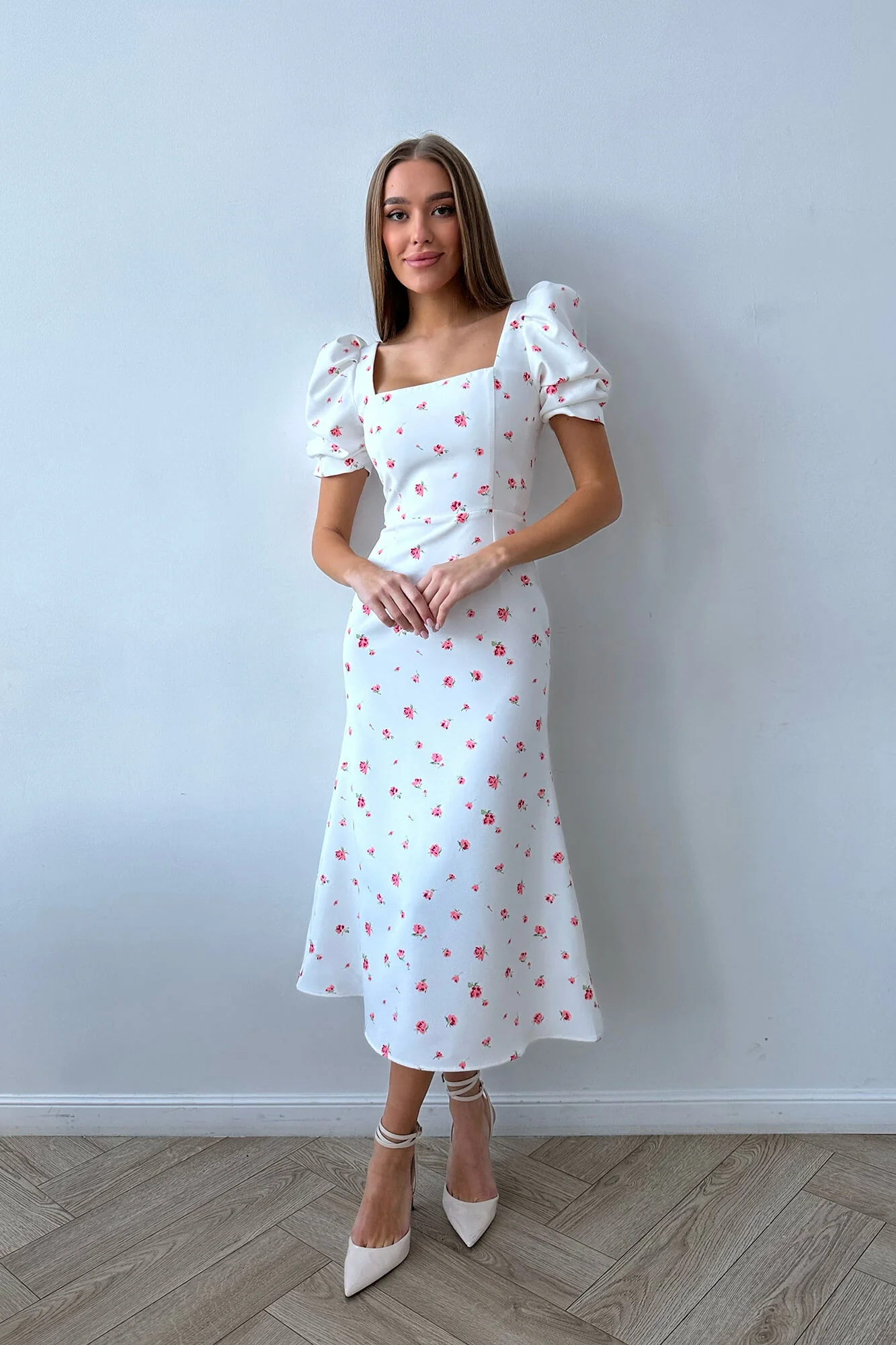 Godet Silhouette Square Neck Midi Dress