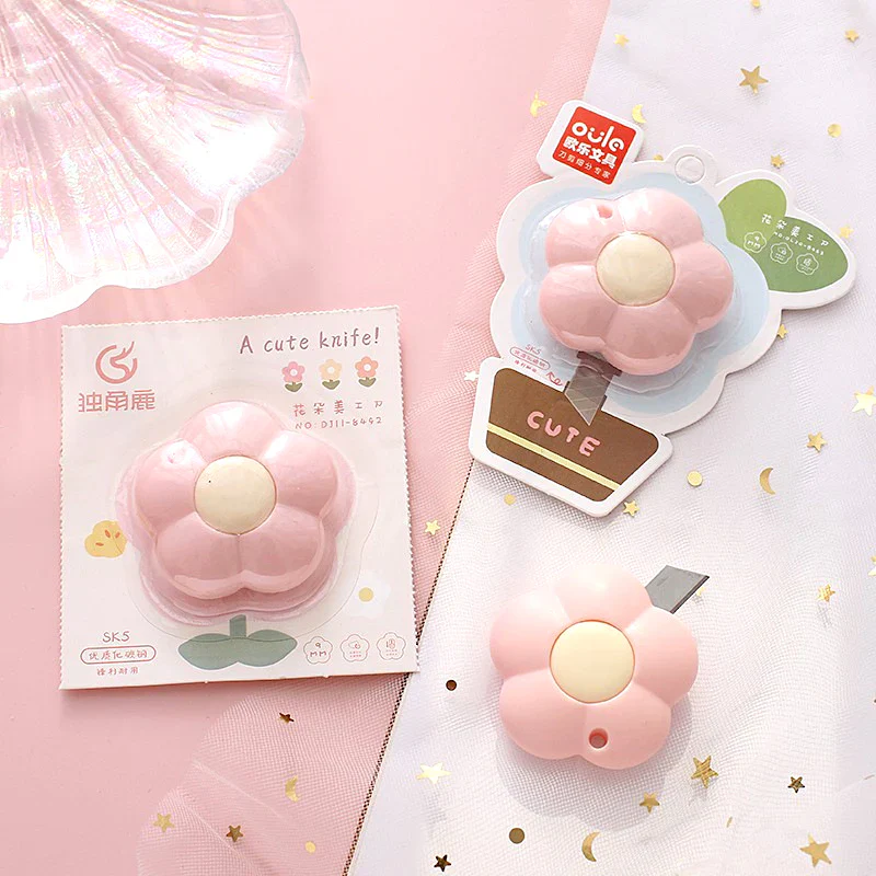 Retro Flower Paper Cutter