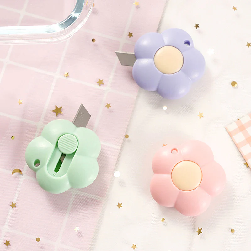 Retro Flower Paper Cutter