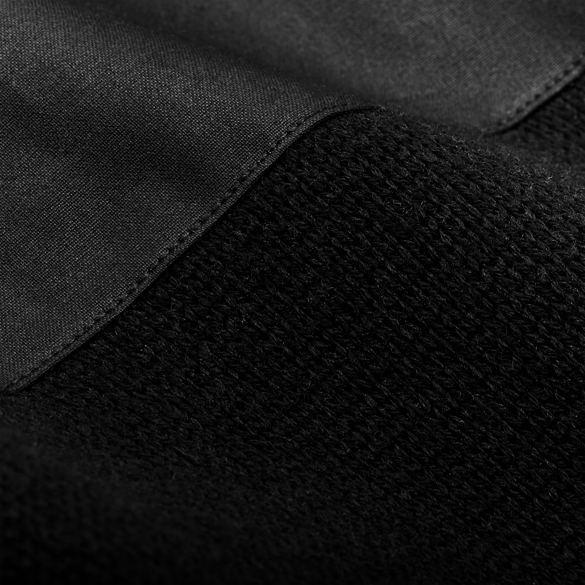 Henley Guide Sweater - Black
