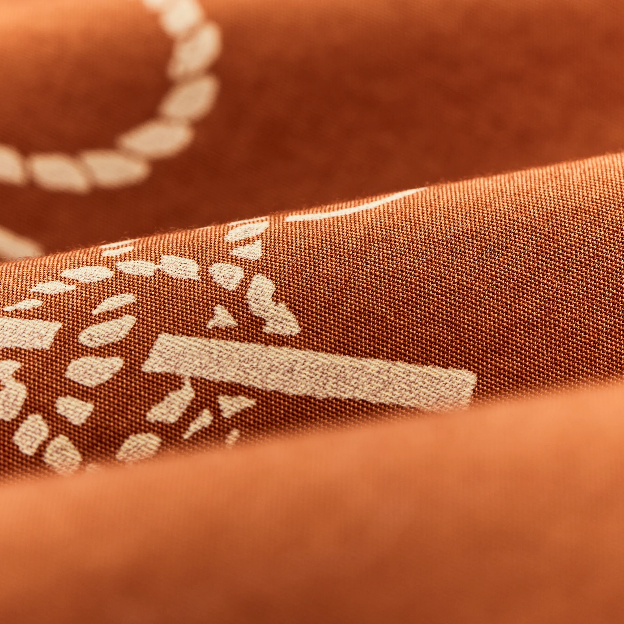 Filson's Washed Short Sleeve Feather Cloth Shirt - Bourbon / Knots