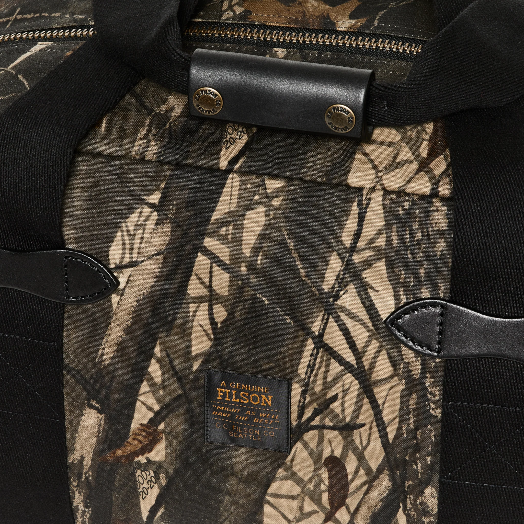 Small Tin Cloth Duffle Bag - Realtree Hardwoods Camo