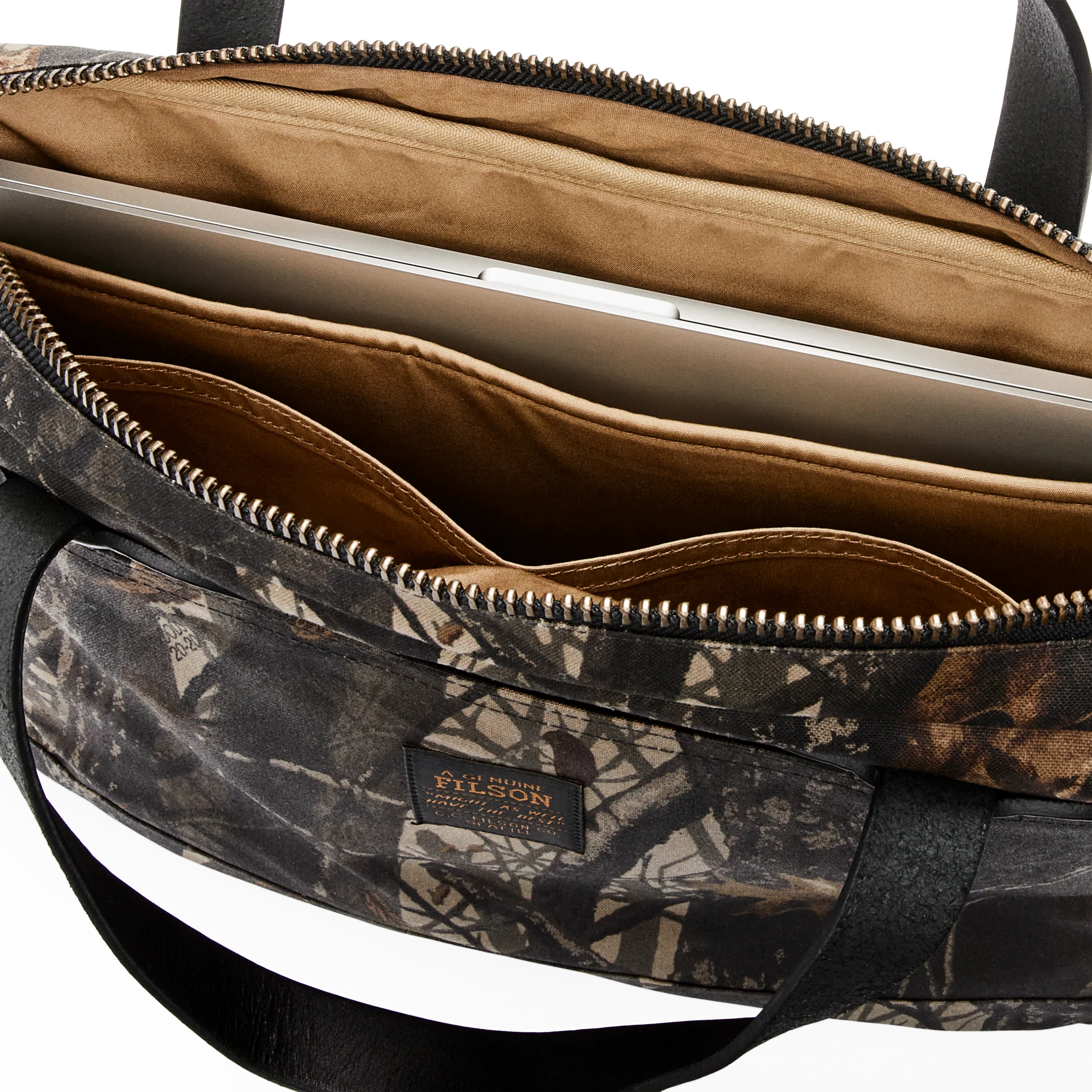 Tin Cloth Compact Briefcase - Realtree Hardwoods Camo