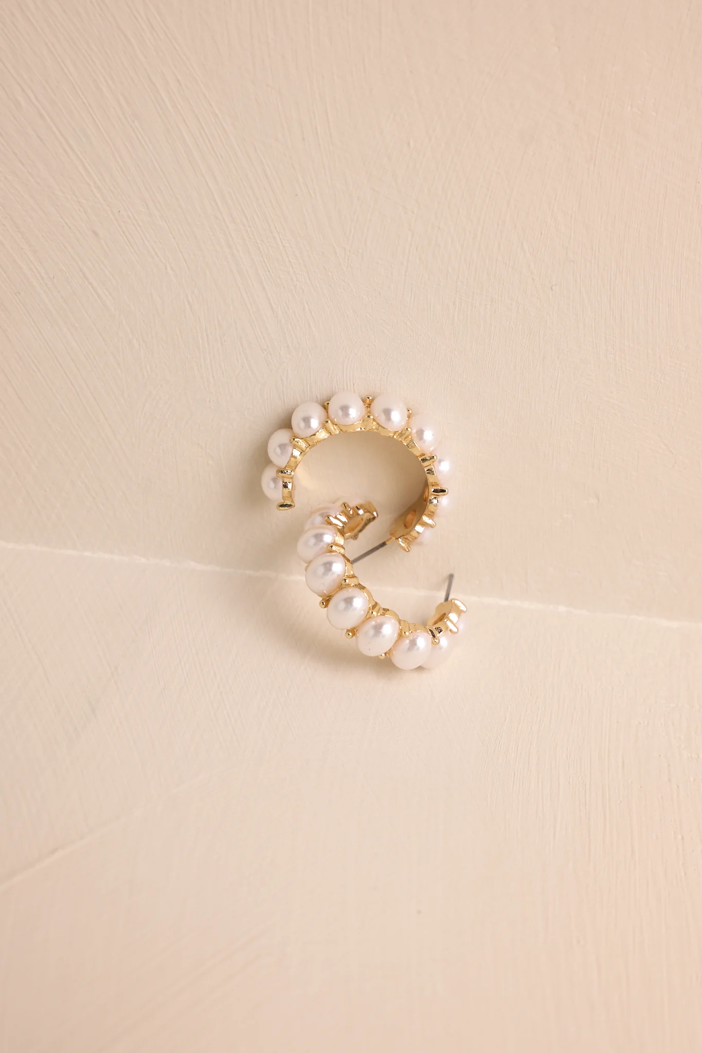 Never Ordinary Gold & Ivory Pearl Hoop Earrings