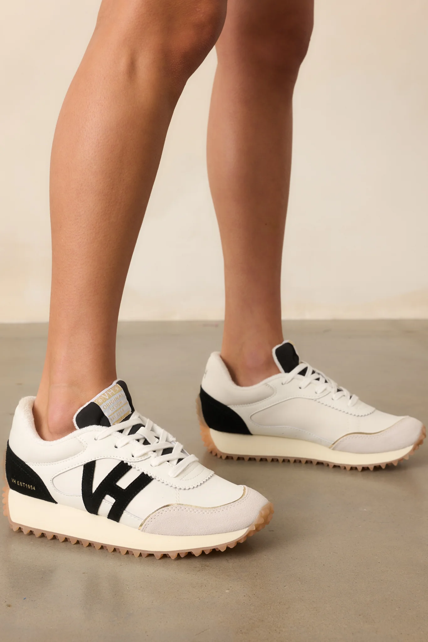 Vintage Havana Black & Gold Cosmic 43 Sneaker