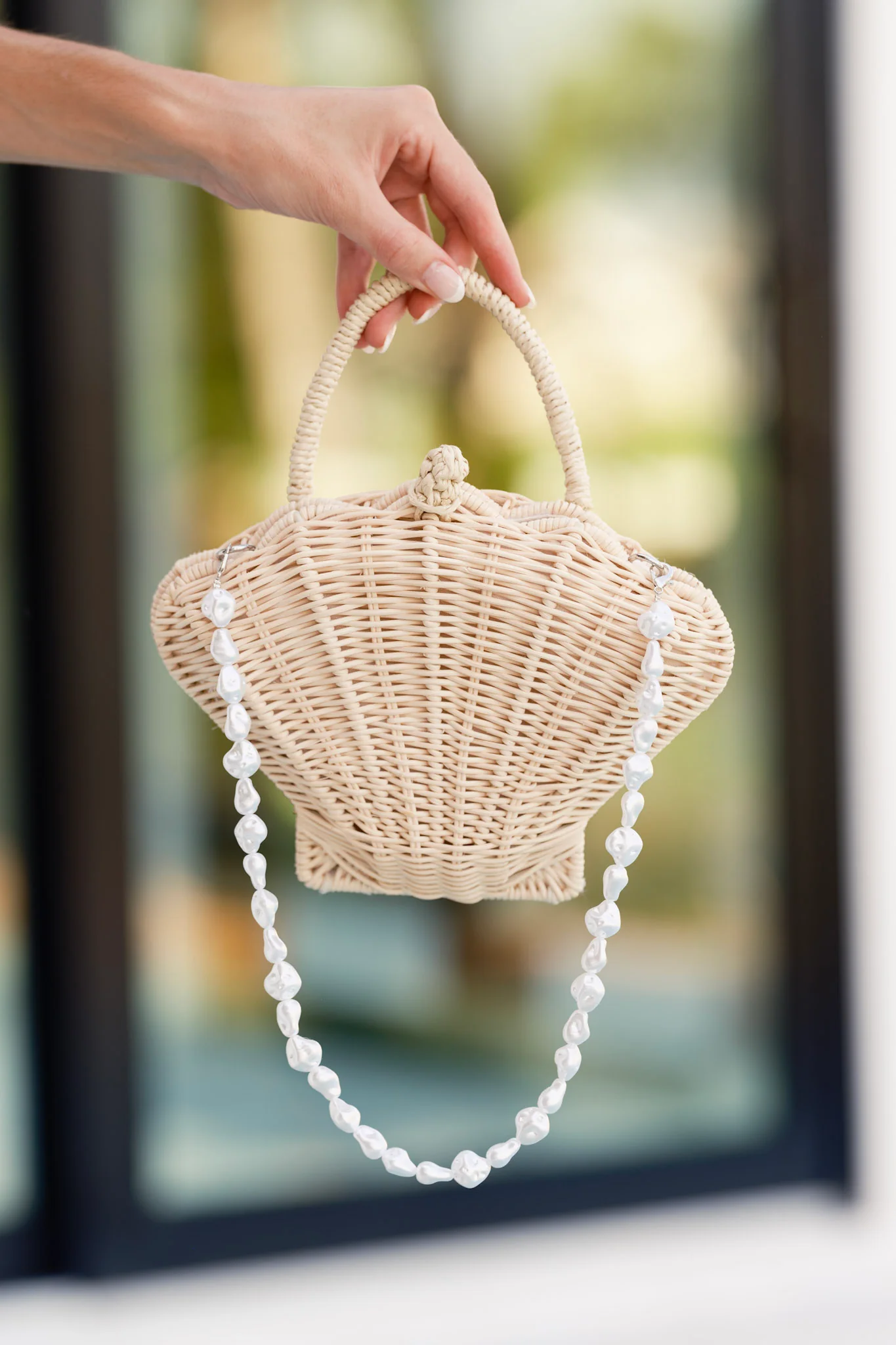 That Sunkissed Glow Ivory Rattan Structured Seashell Handbag