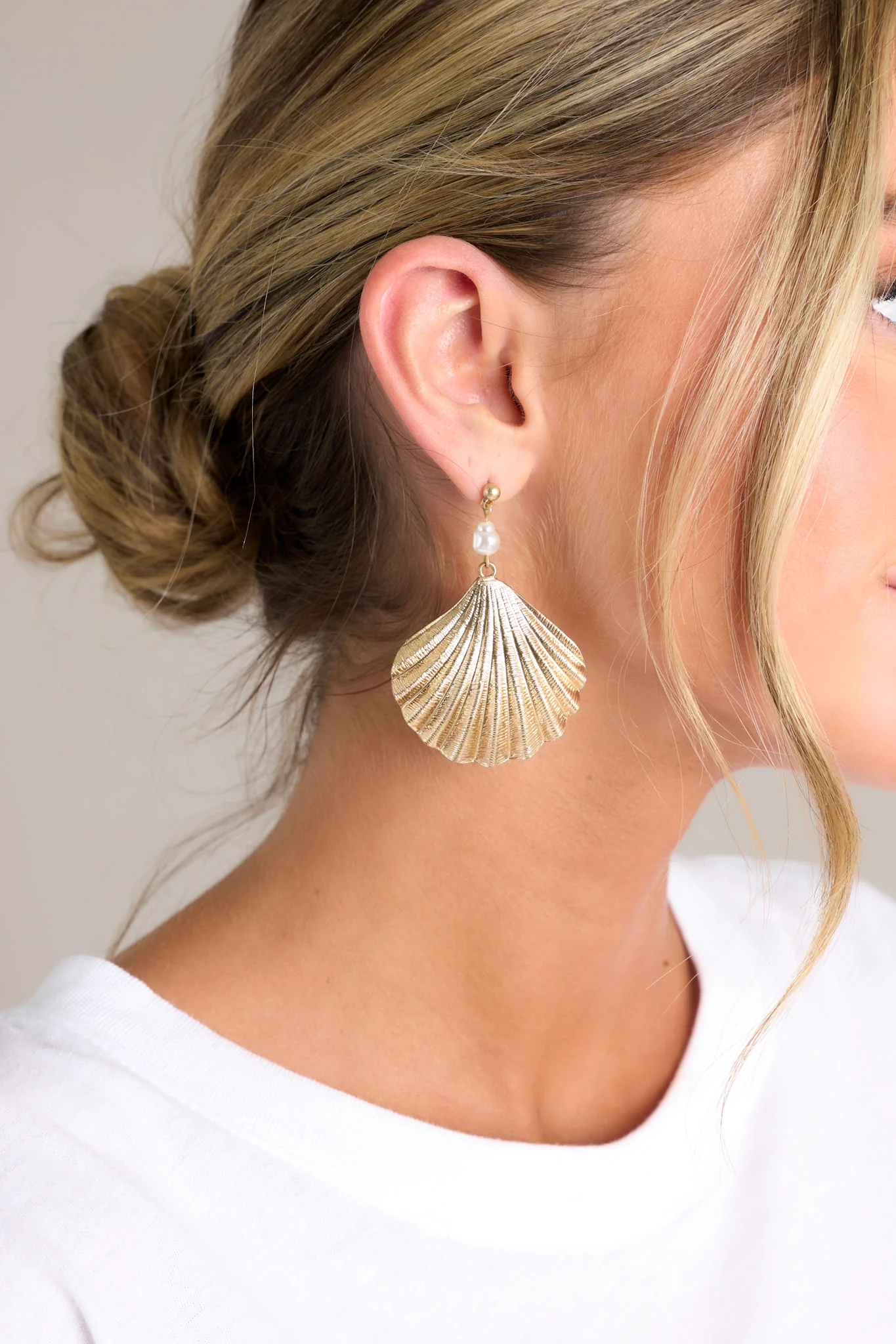 Out Of My Shell Gold & Ivory Pearl Earrings
