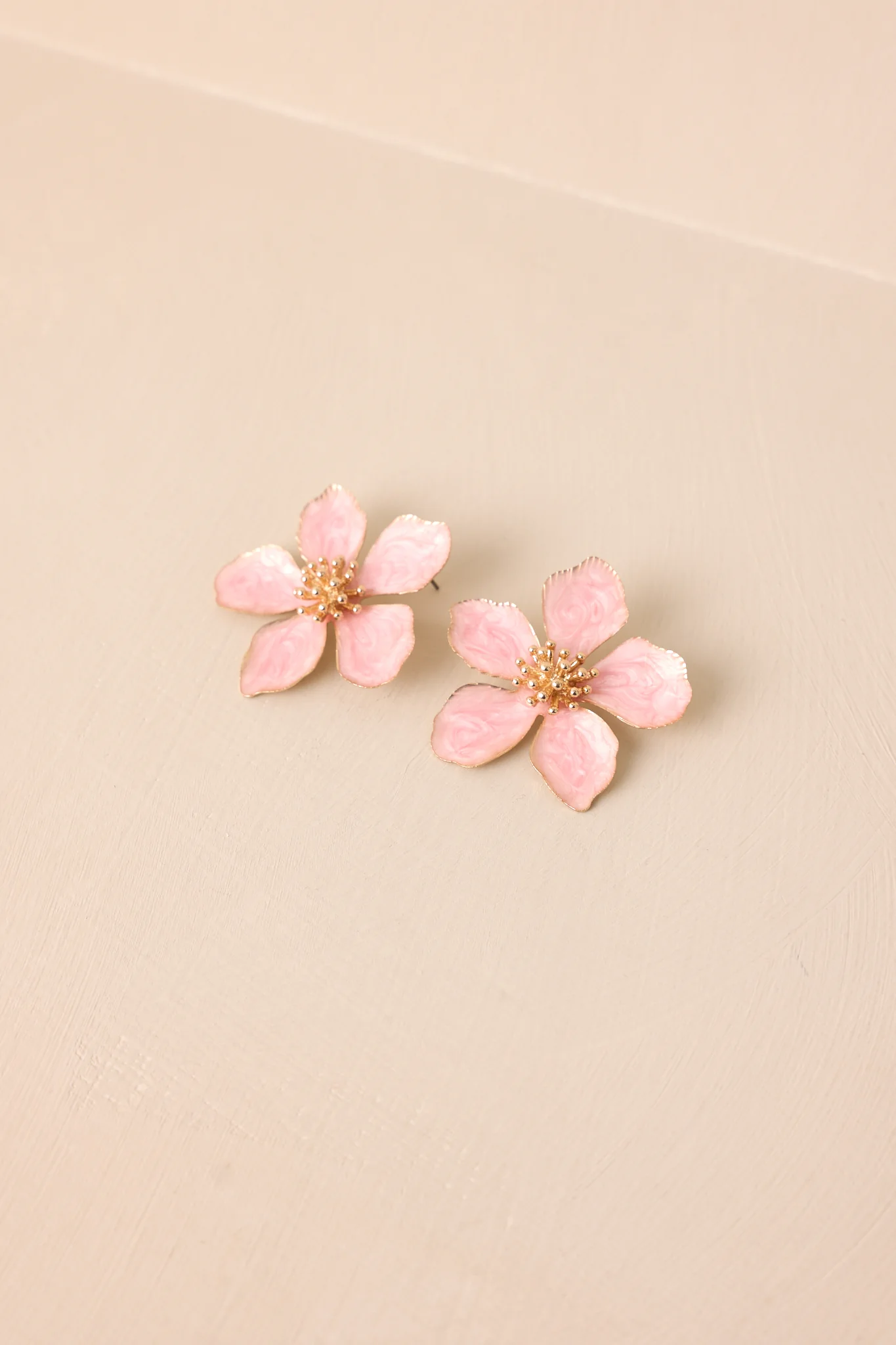 Rooftop Garden Light Pink Pearlescent Flower Earrings