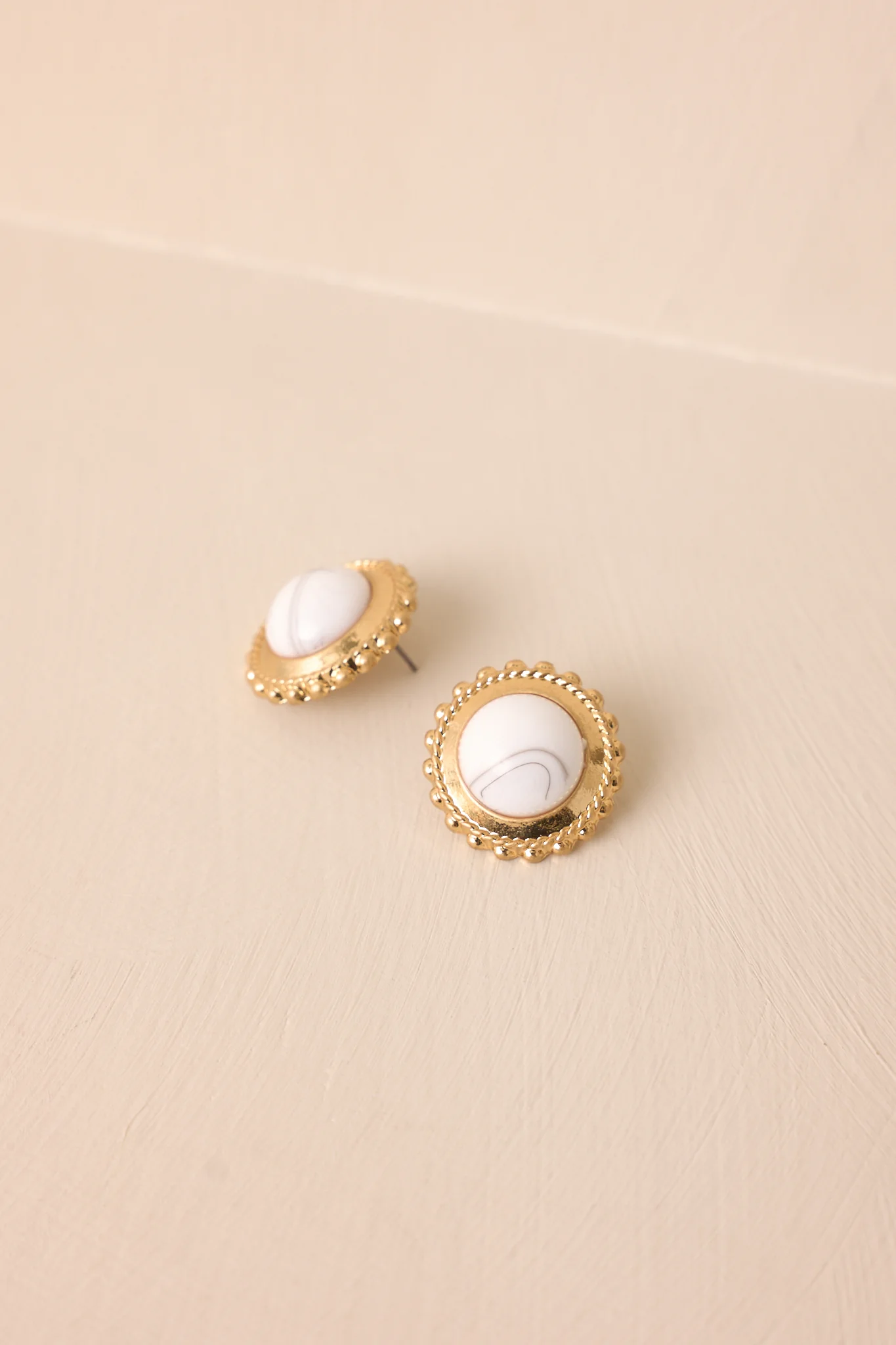 Go With Grace Gold & Howlite Textured Earrings