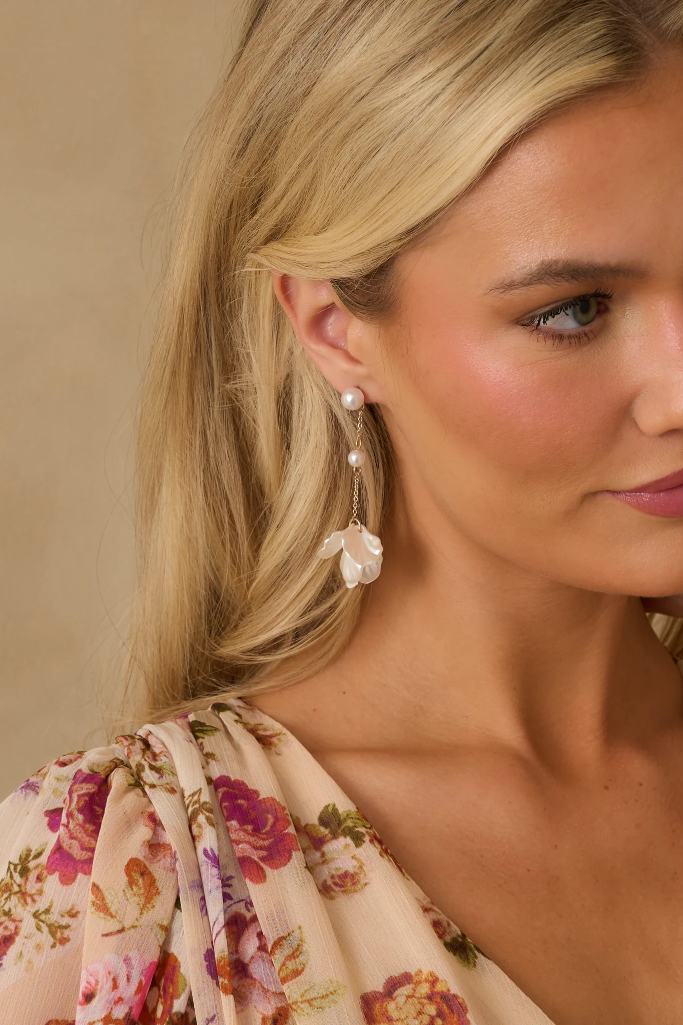 Dreamy Garden Gold Ivory Pearl Floral Drop Earrings
