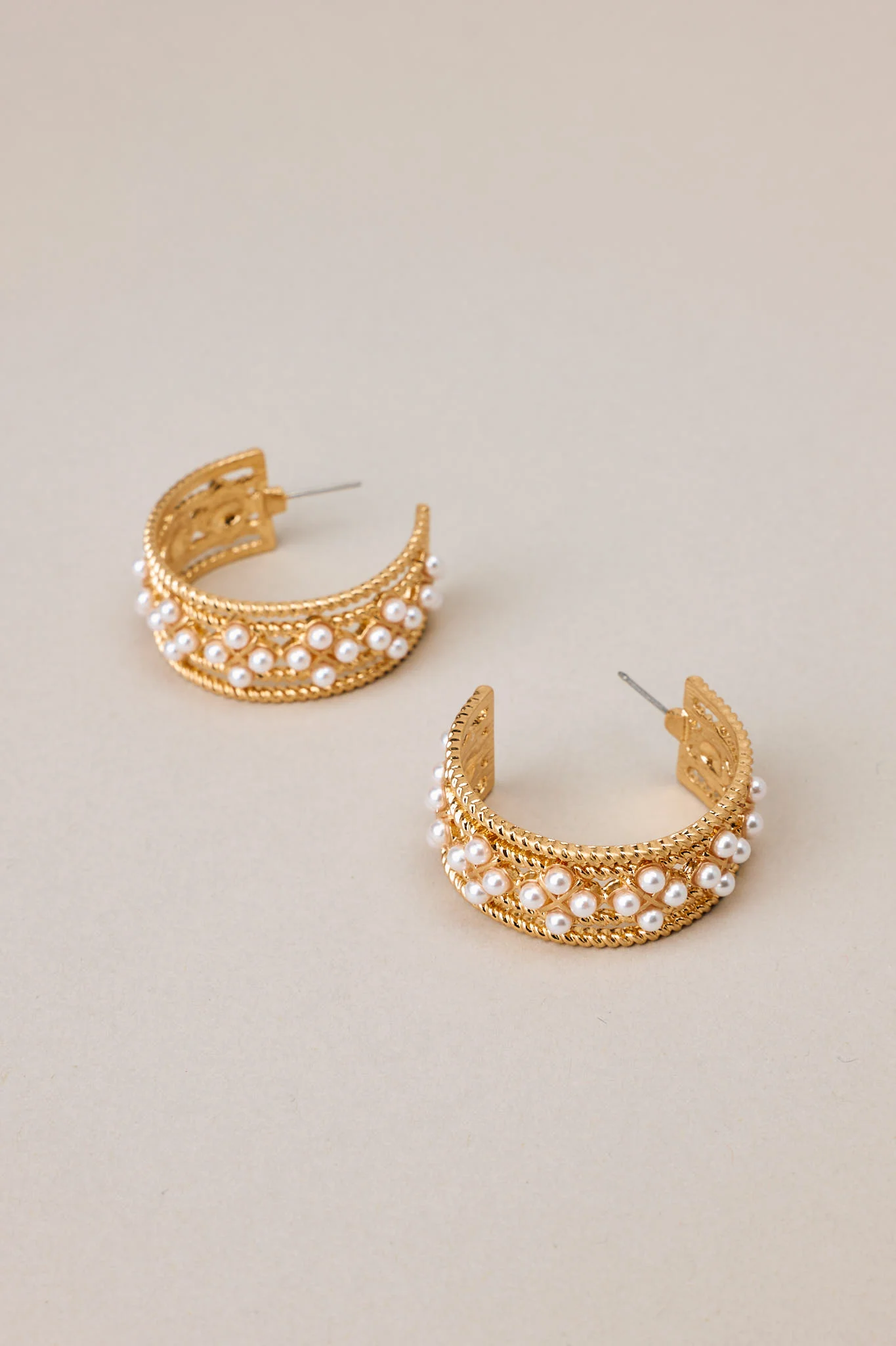 Opulent Shine Pearl Gold Hoop Earrings