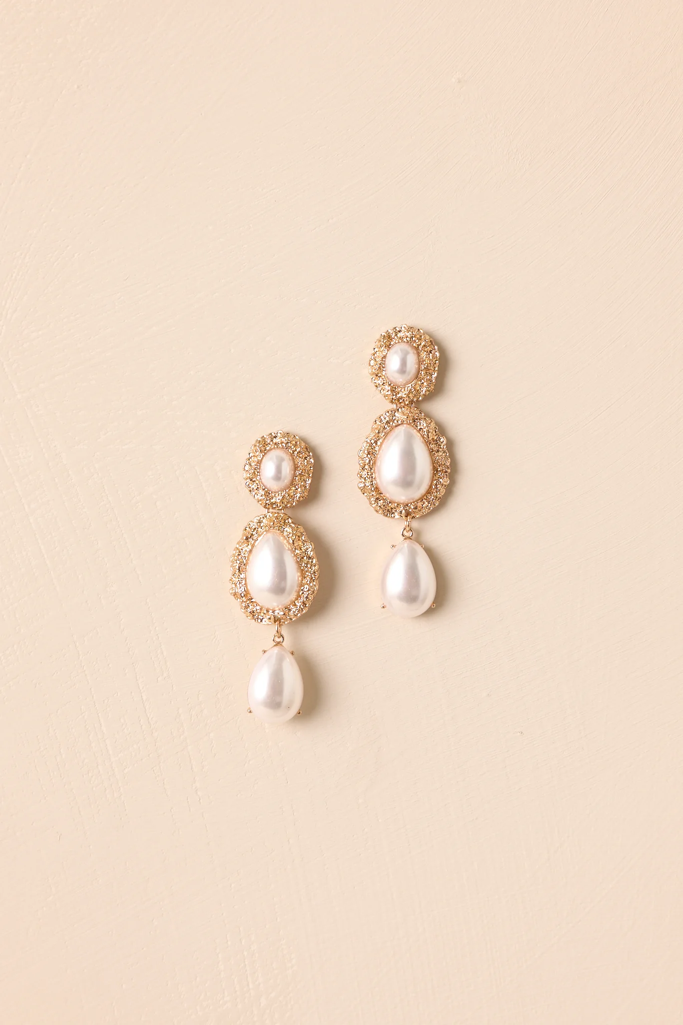 Toward The Horizon Gold Ivory Pearl Drop Earrings