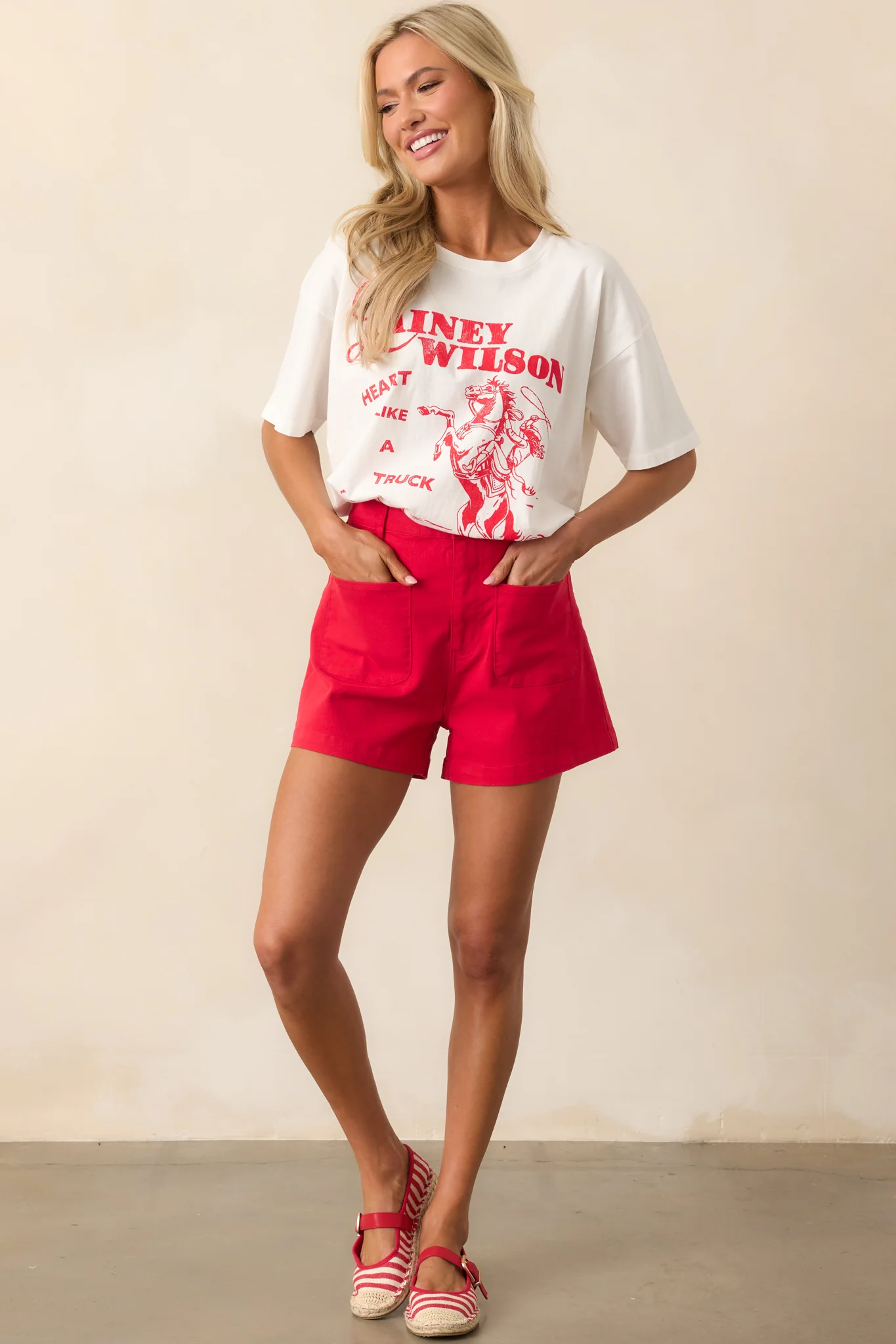 Lainey Wilson Vintage White Bell Bottom Country Merch Tee