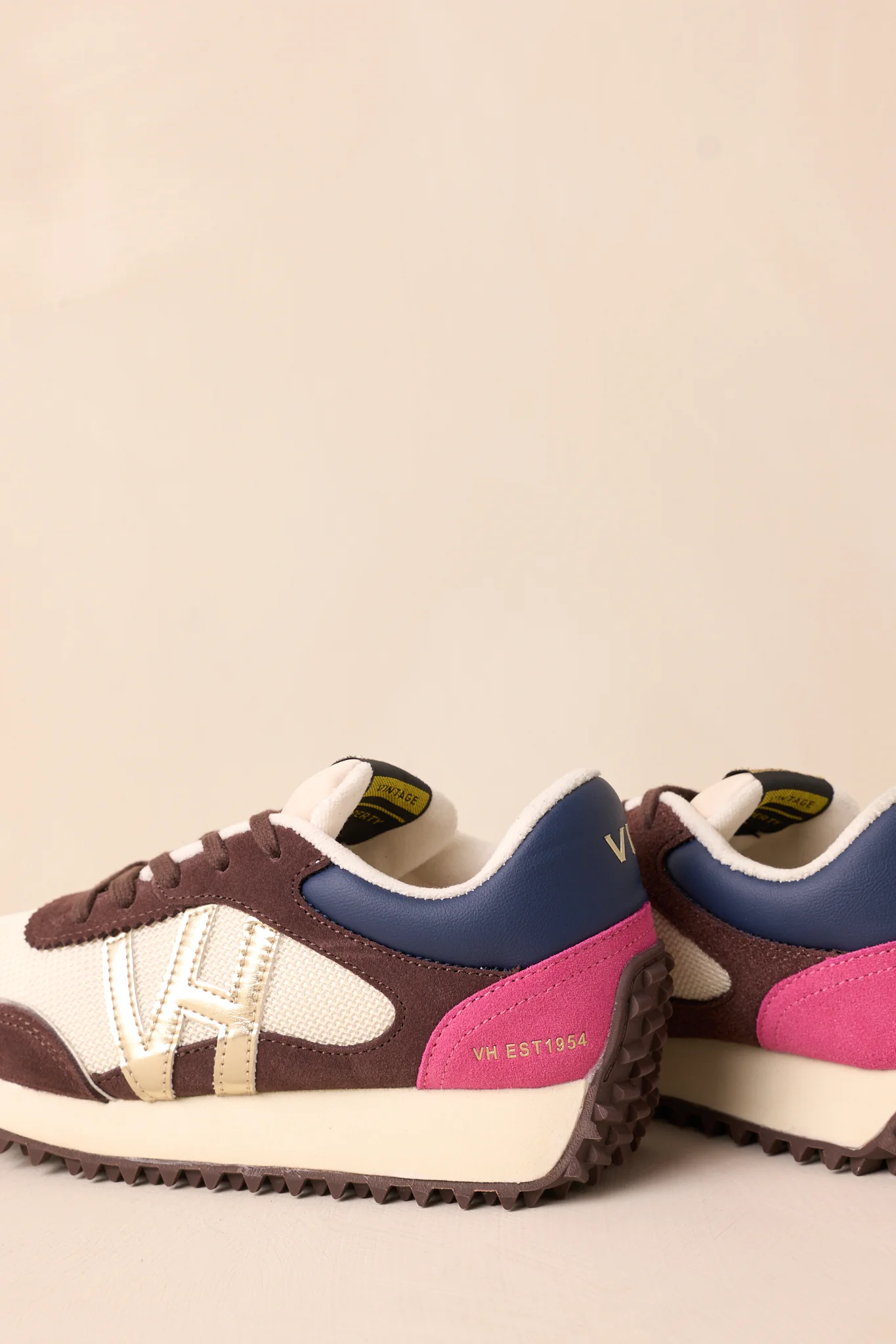 Vintage Havana Cosmic 31 Chocolate Multi Sneakers