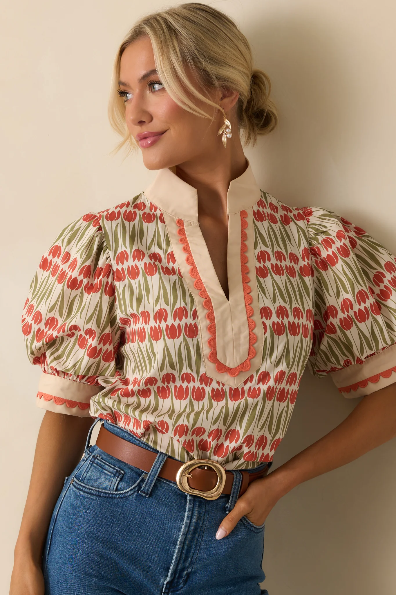 She’s Got Time Ivory Tulip Floral Print Cotton Puff Sleeve Top