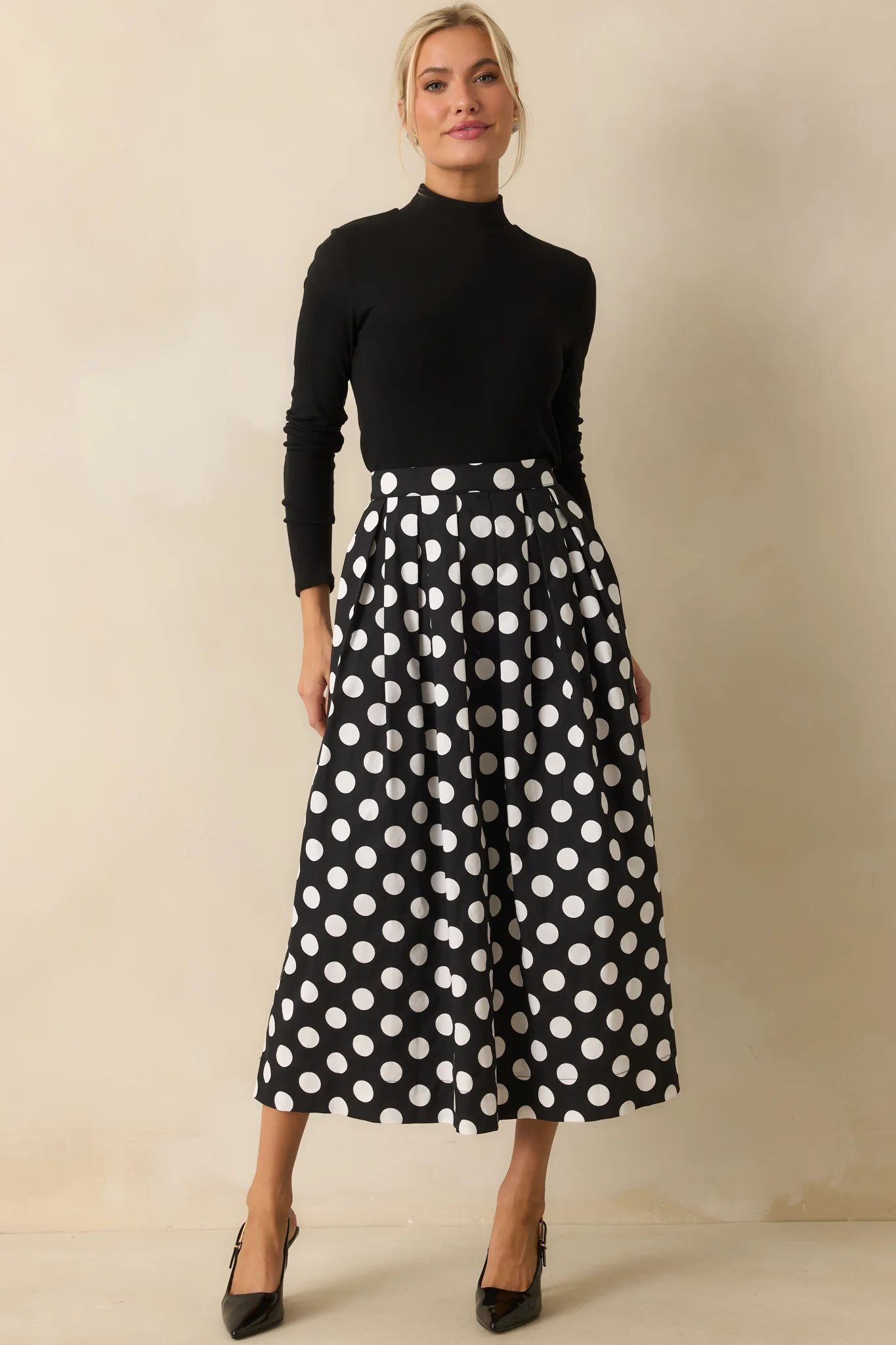 Times To Remember Black Turtleneck Long Sleeve Top