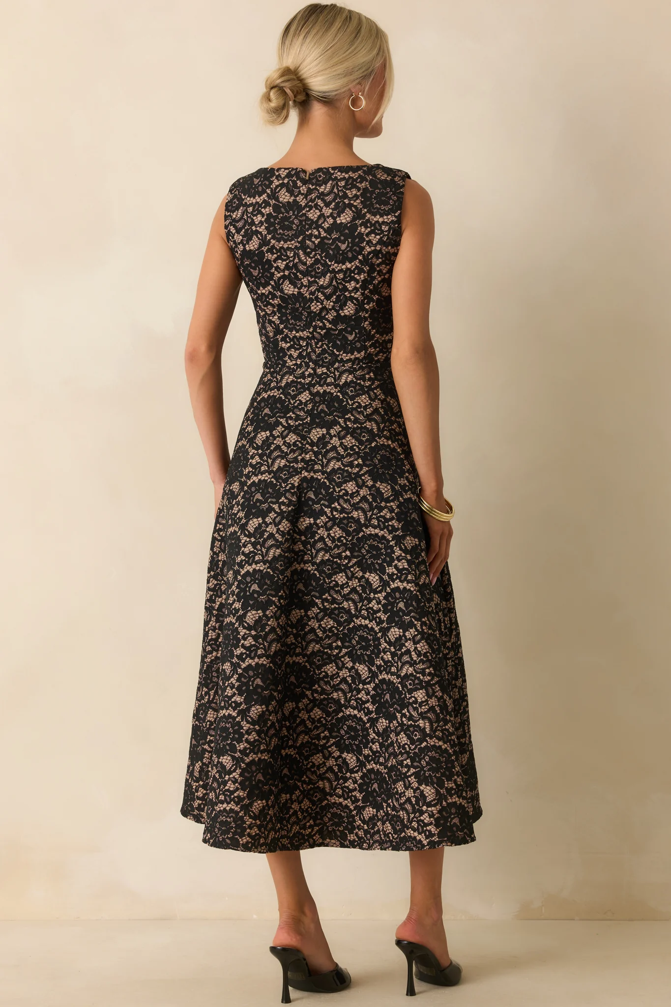 Black Floral Lace Sleeveless Maxi Dress