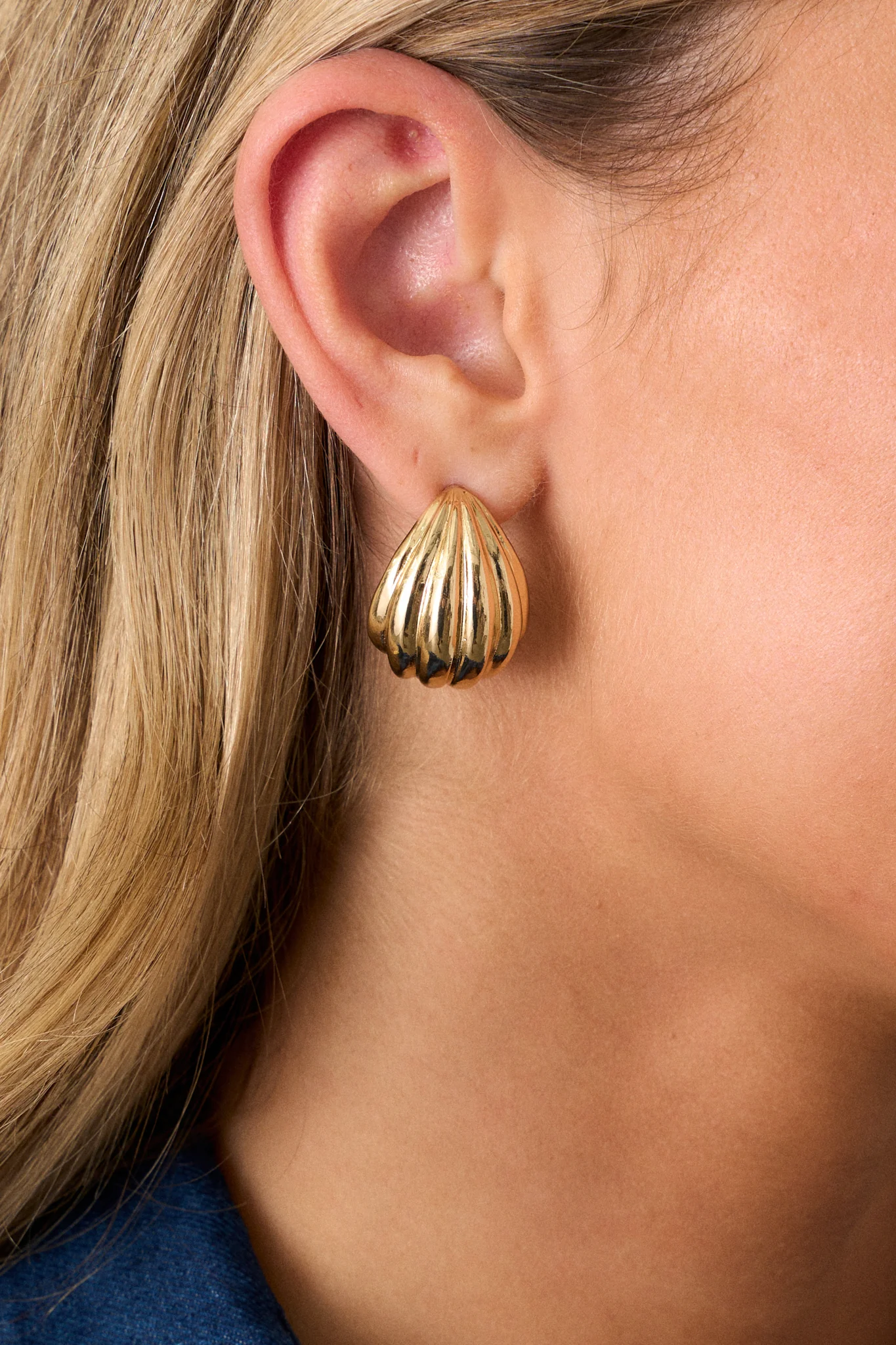 Serendipitous Encounter Textured Gold Earrings