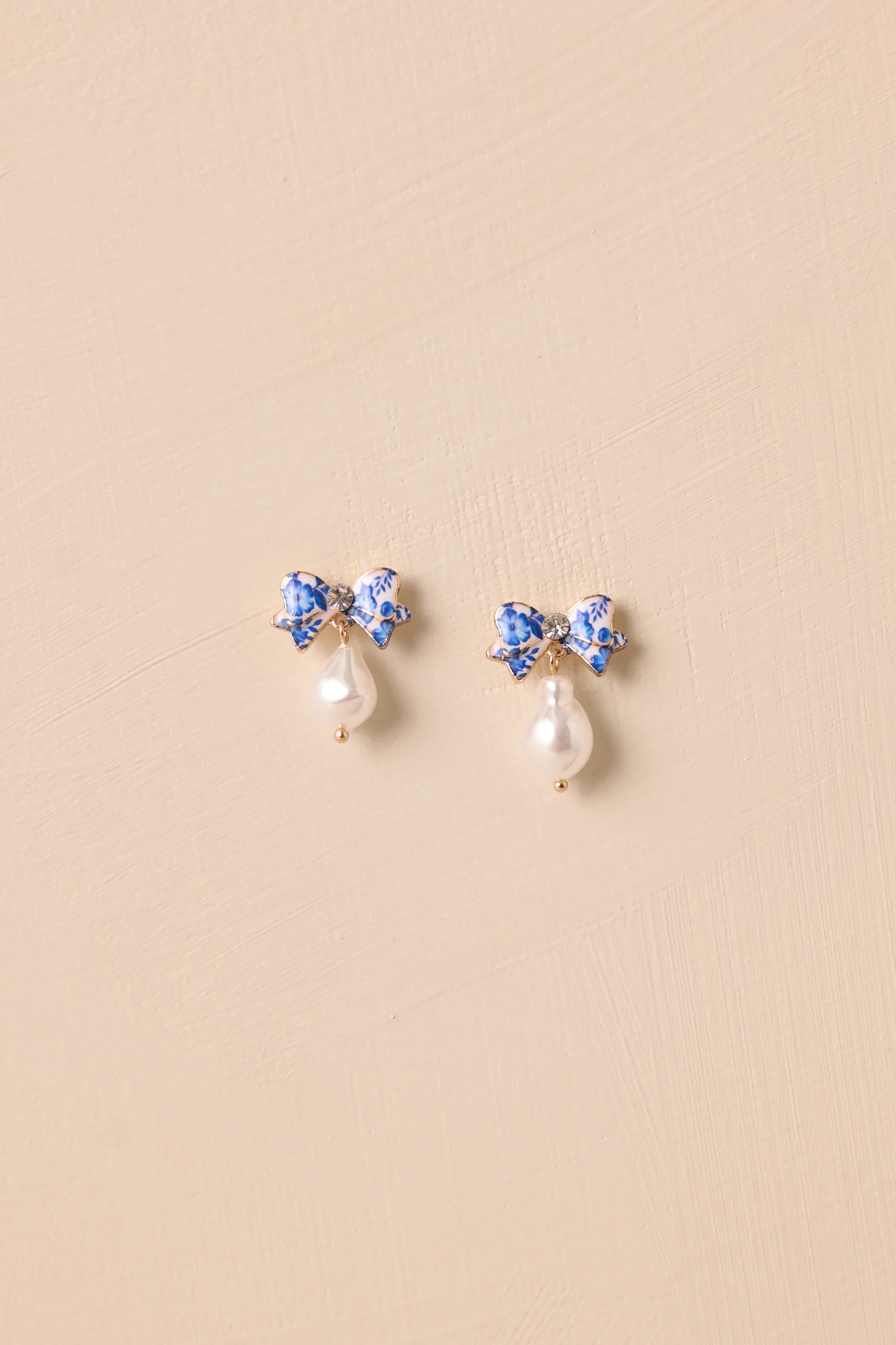 Whispering Dreams Blue and Ivory Pearl Earrings