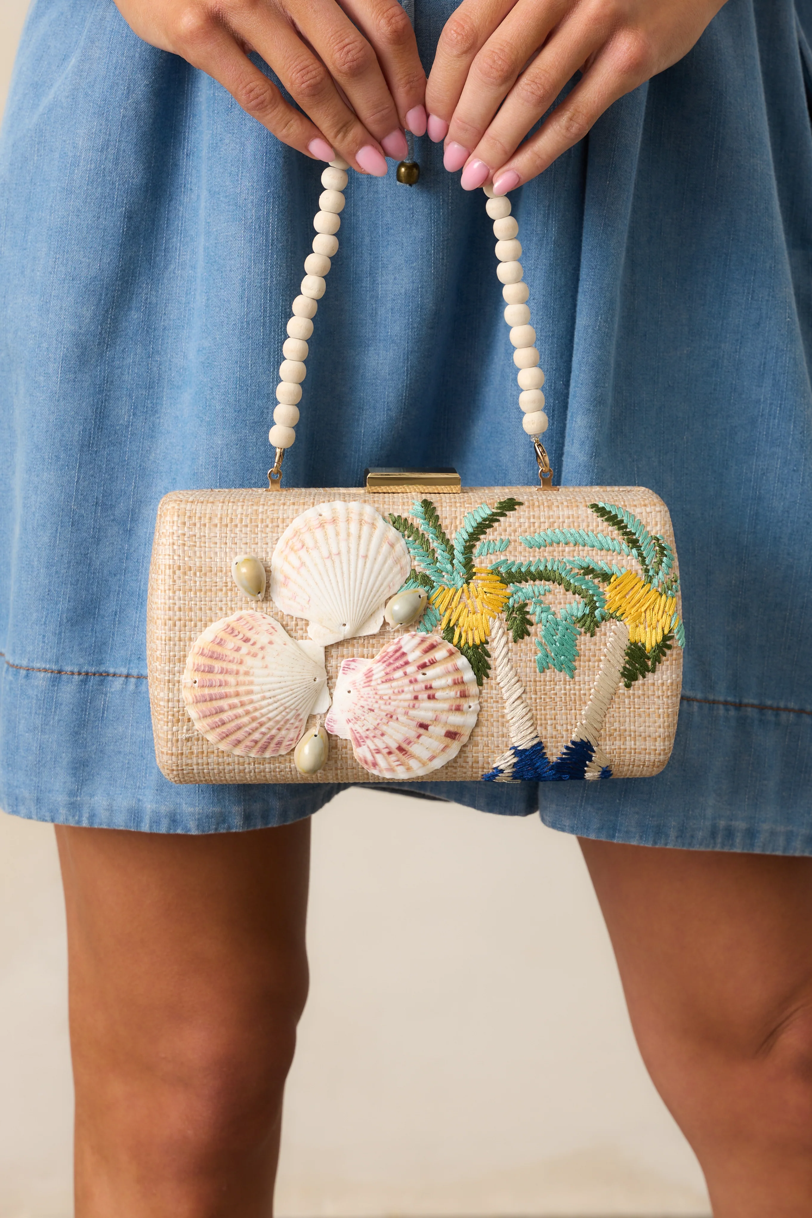 World Traveler Natural Woven Tropical Handbag