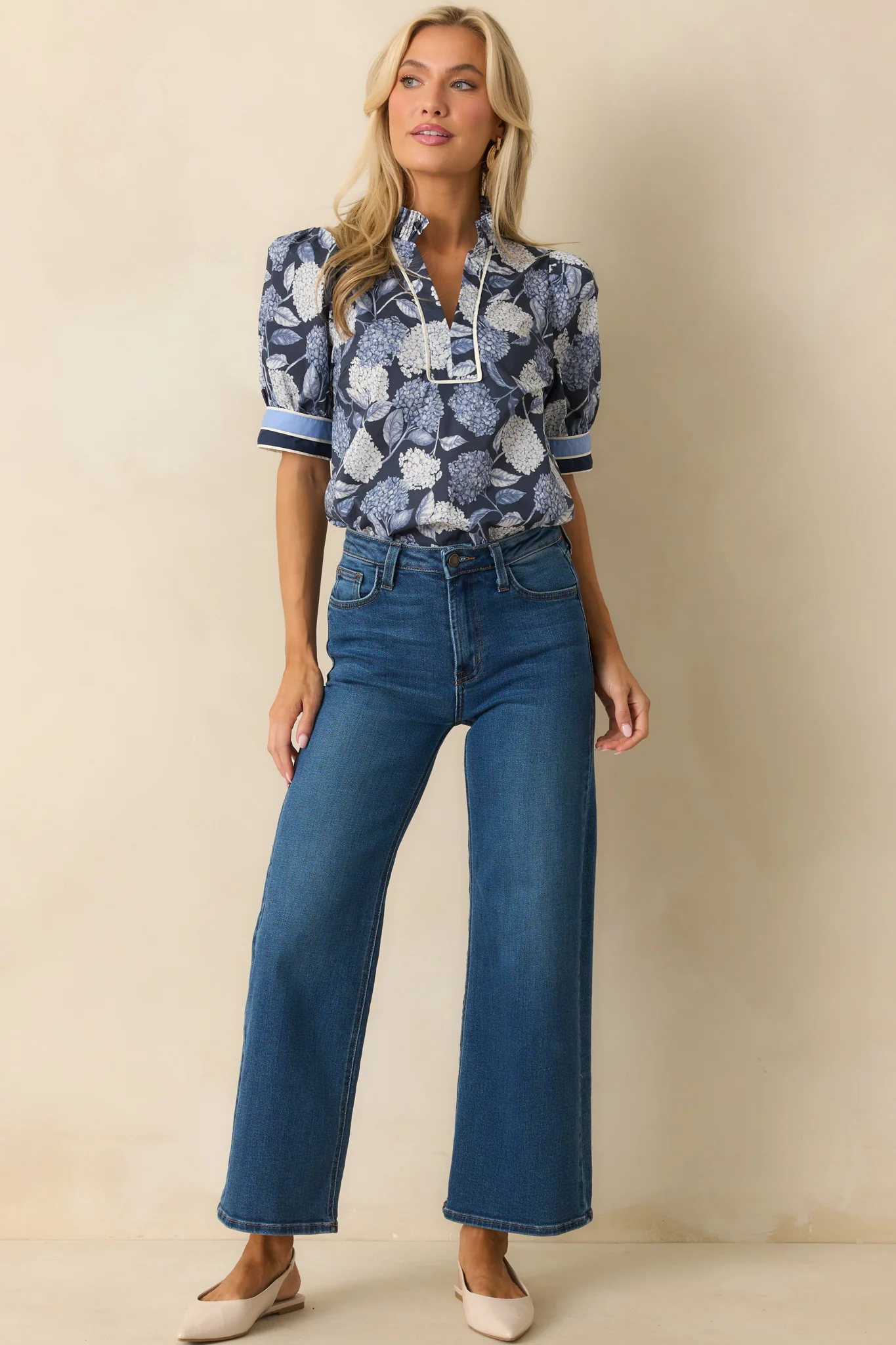 Fell Into Place Blue Hydrangea Floral Print Cotton Puff Sleeve Top