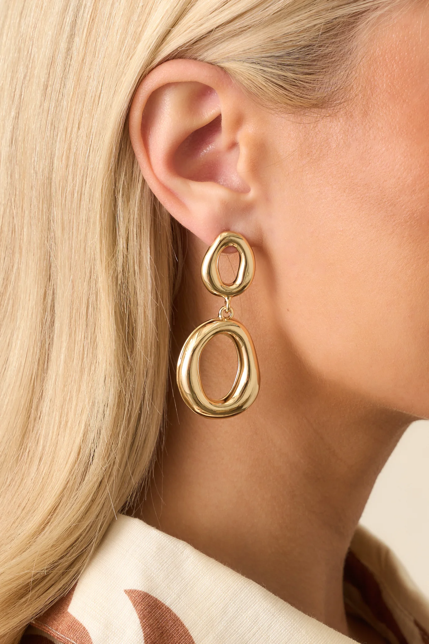 Elegance Without Effort Gold Oval Drop Earrings