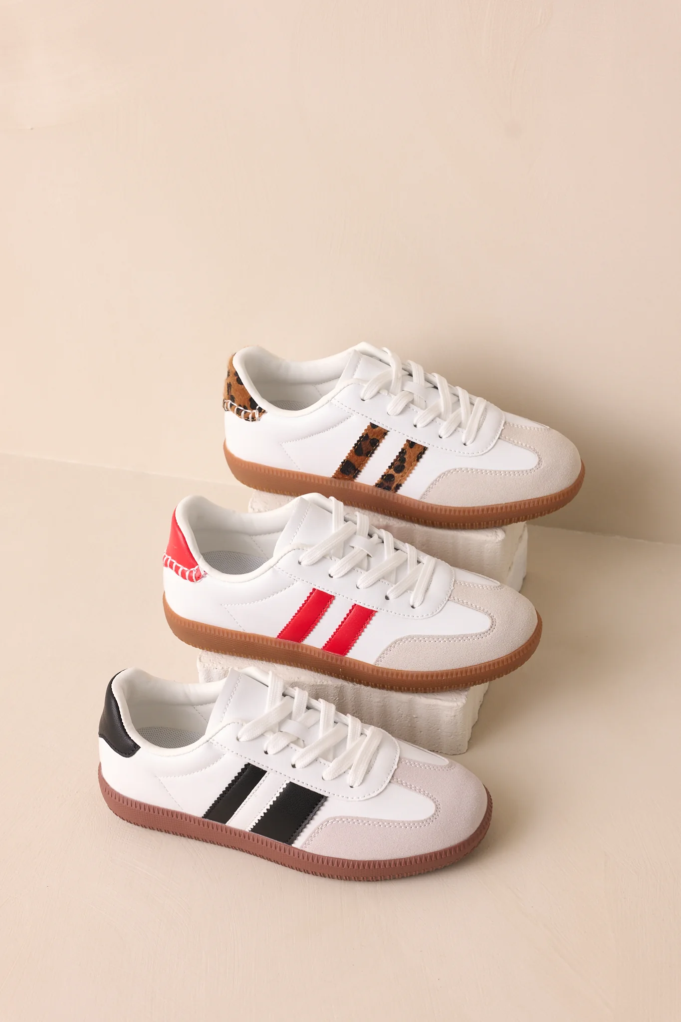 Runaway Love White & Black Retro Sneakers