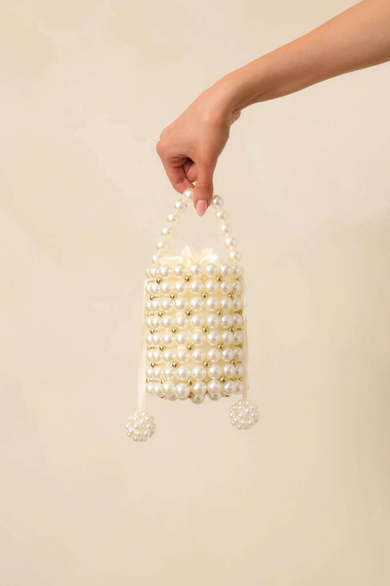 So Chic Ivory Faux Pearl Beaded Handbag