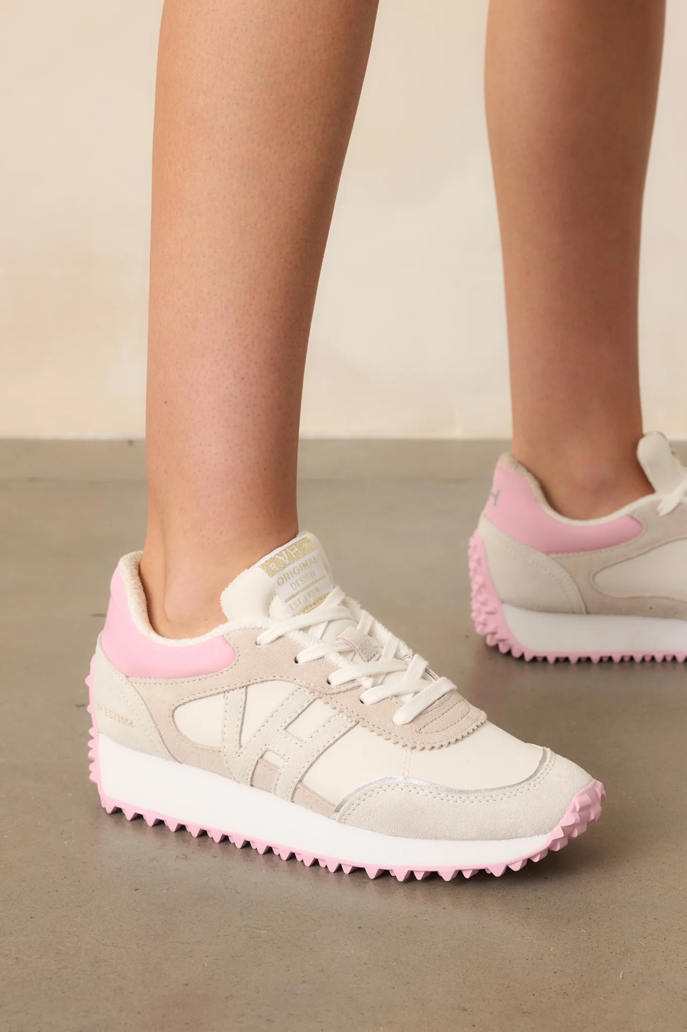 Vintage Havana Light Pink Cosmic 42 Sneakers