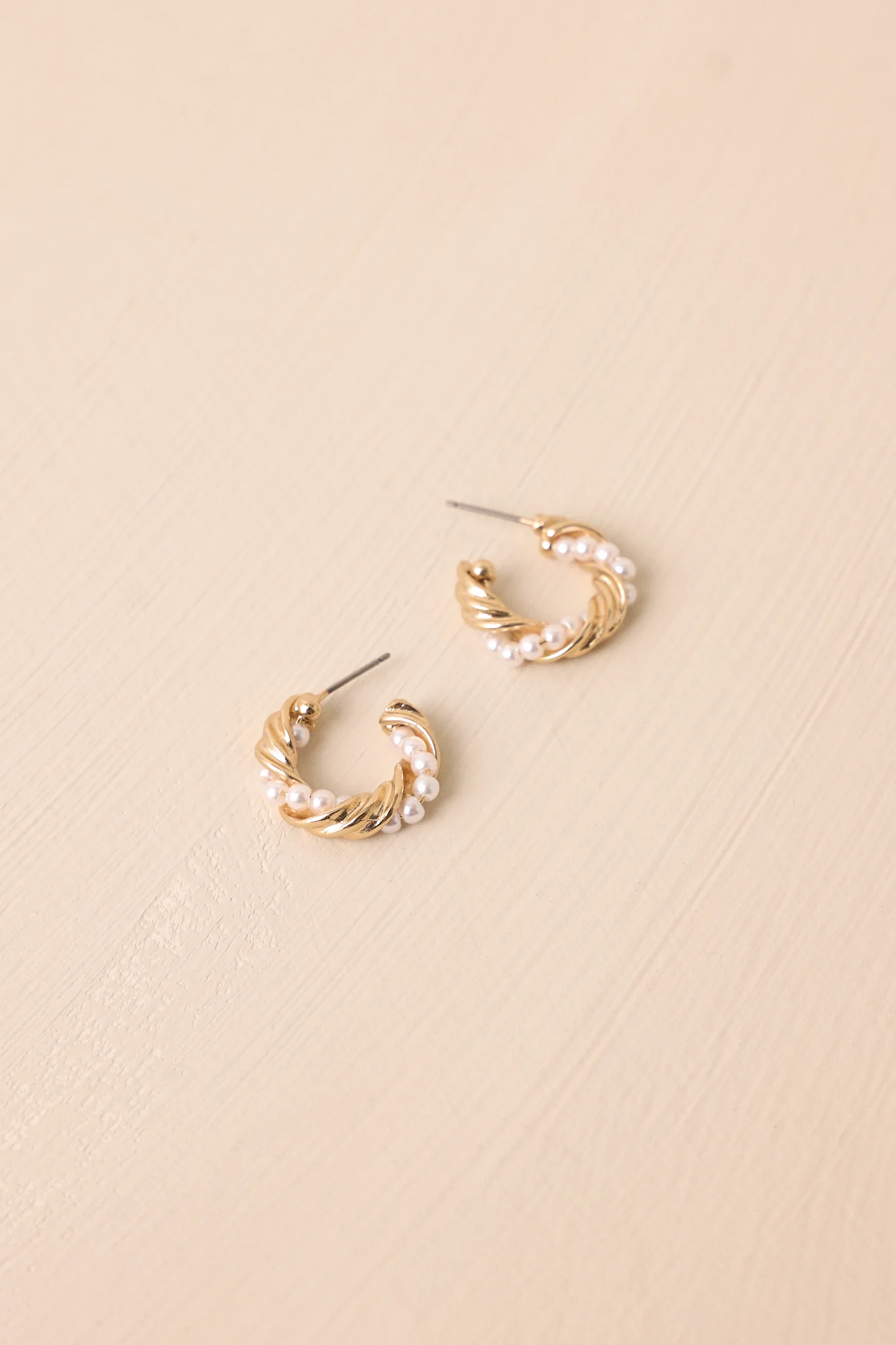 Lunar Tide Gold and Ivory Pearl Spiral Hoop Earrings