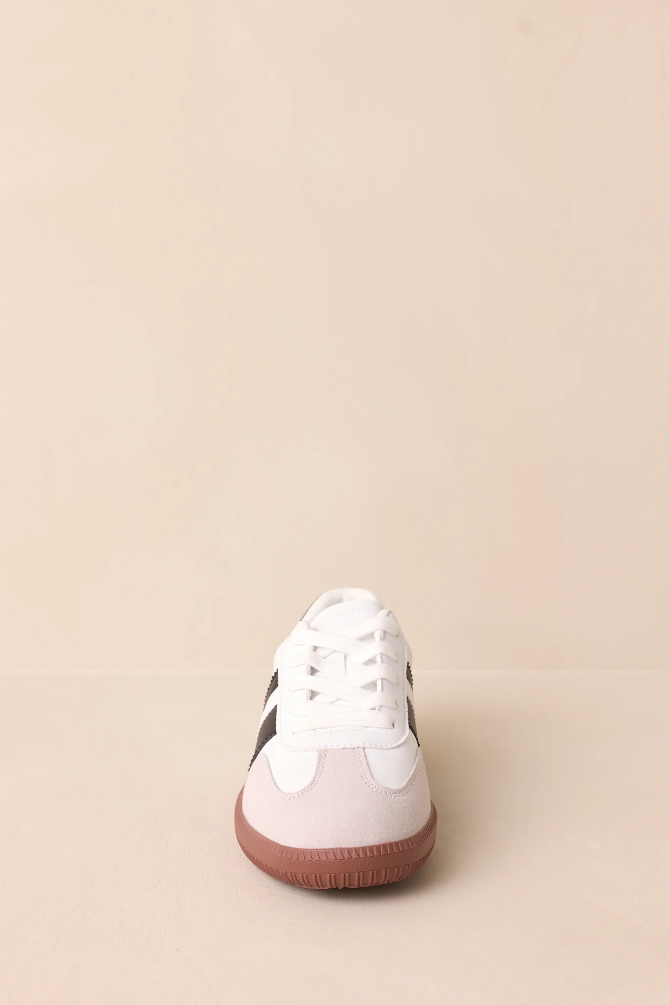 Runaway Love White & Black Retro Sneakers