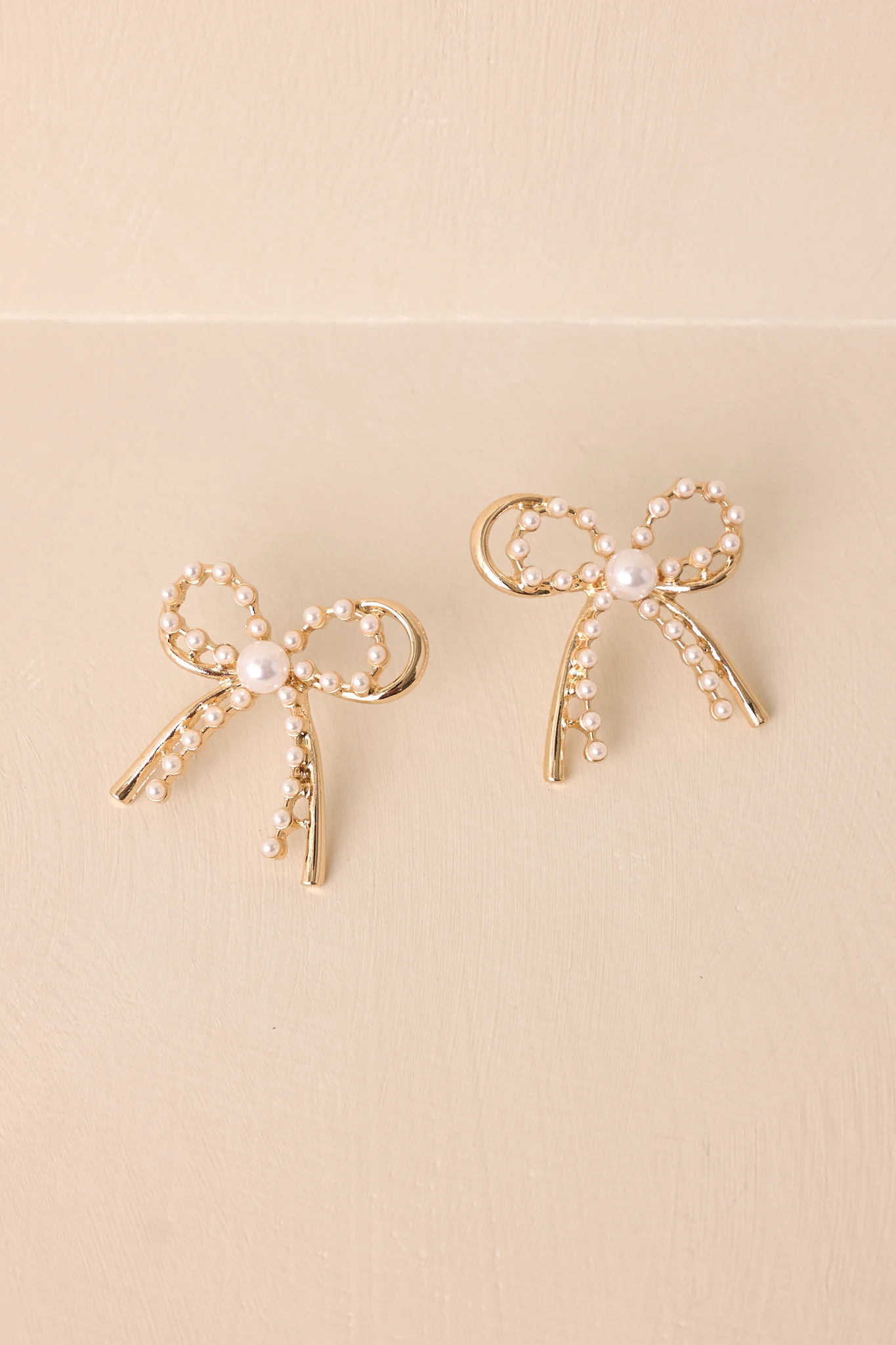 Best Of Both Worlds Gold & Ivory Pearl Bow Earrings