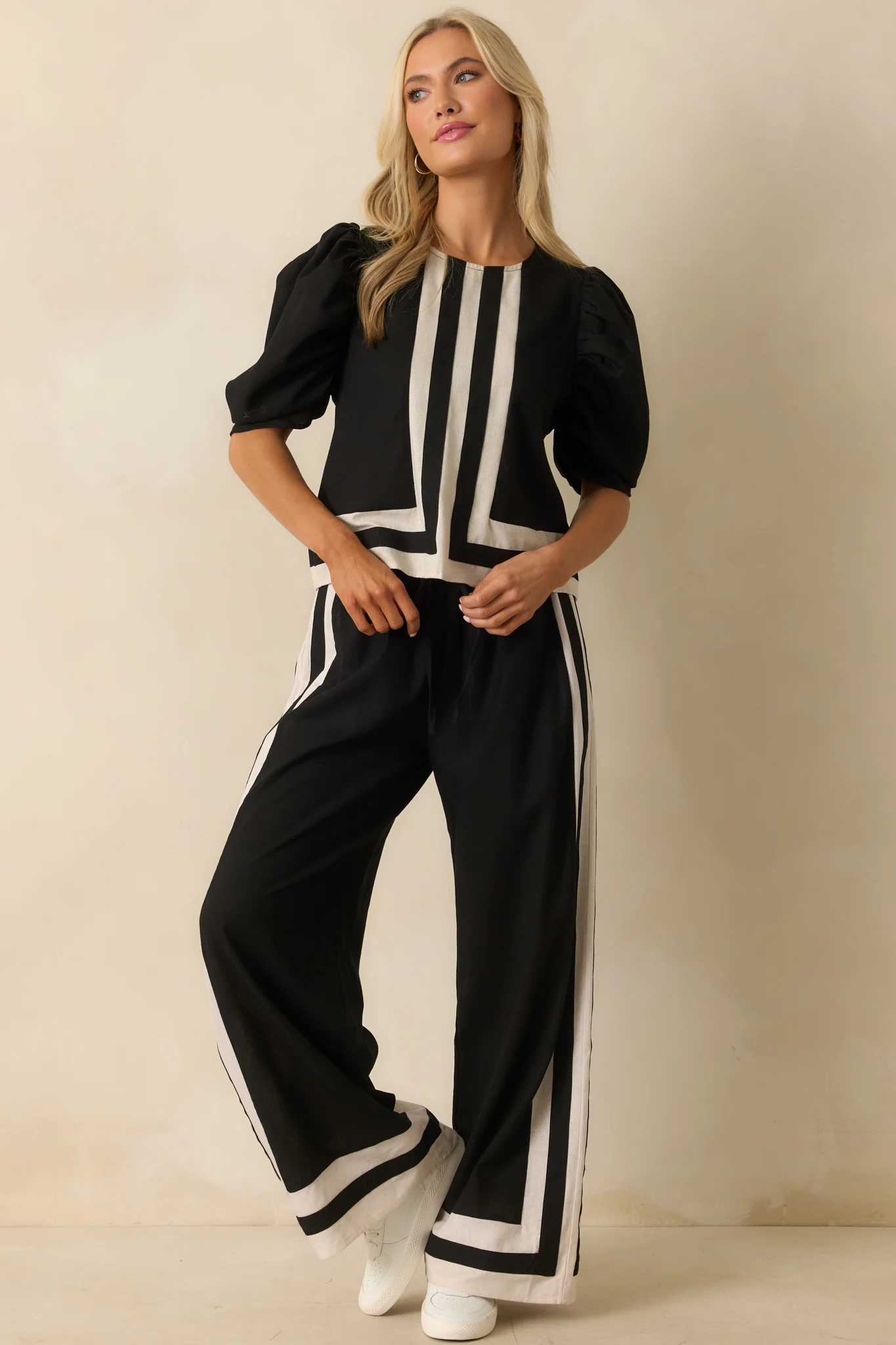 It Was What It Was Black Contrast Trim Puff Sleeve Top