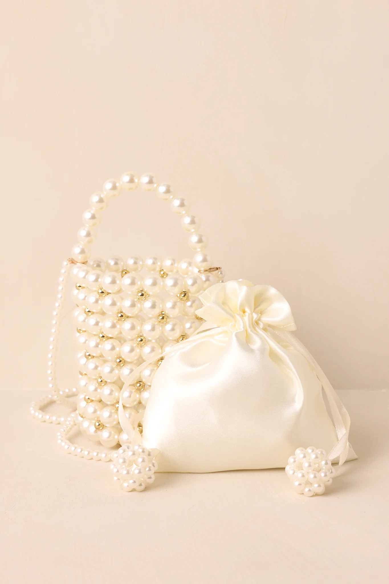 So Chic Ivory Faux Pearl Beaded Handbag