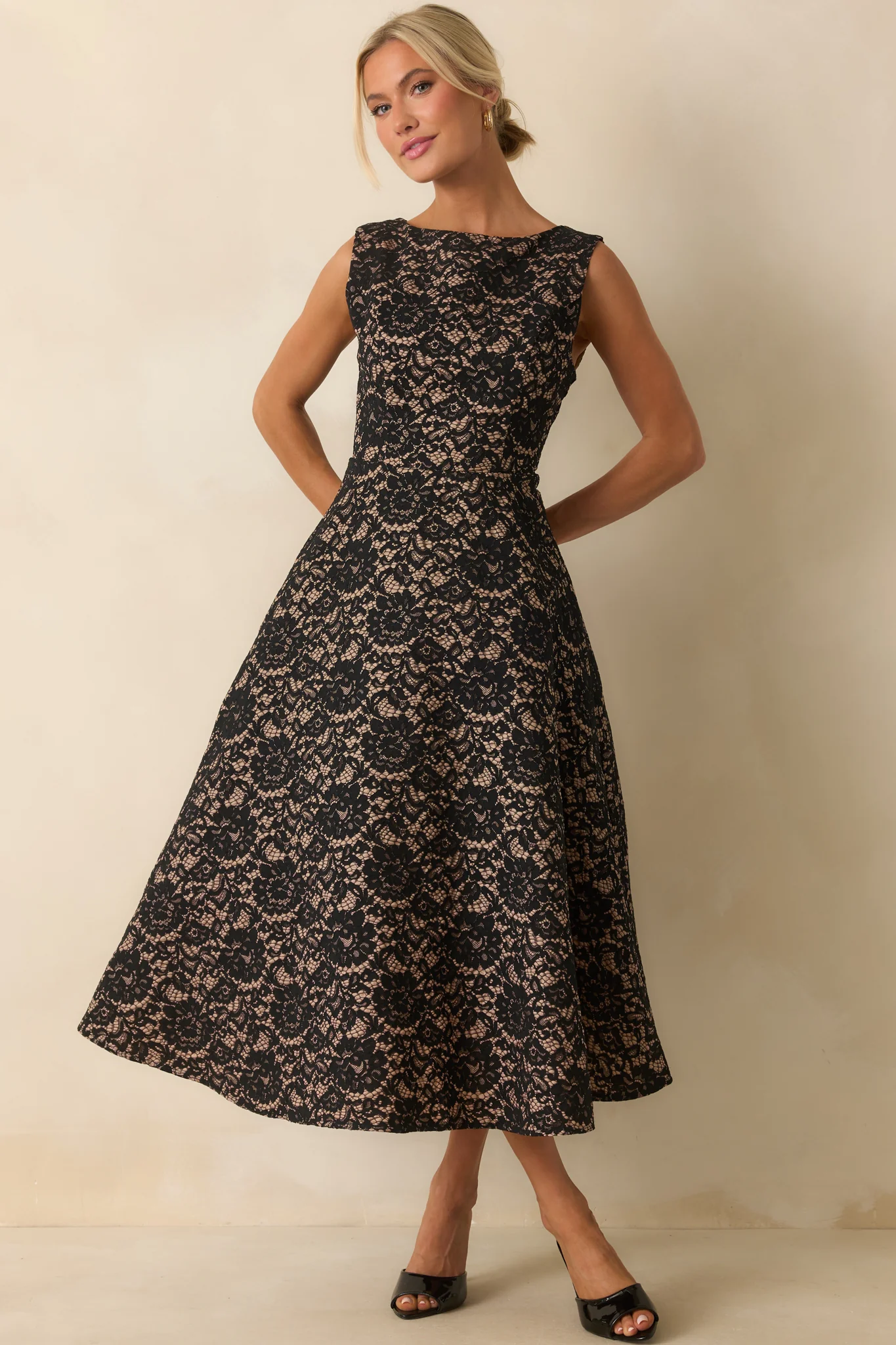 Black Floral Lace Sleeveless Maxi Dress